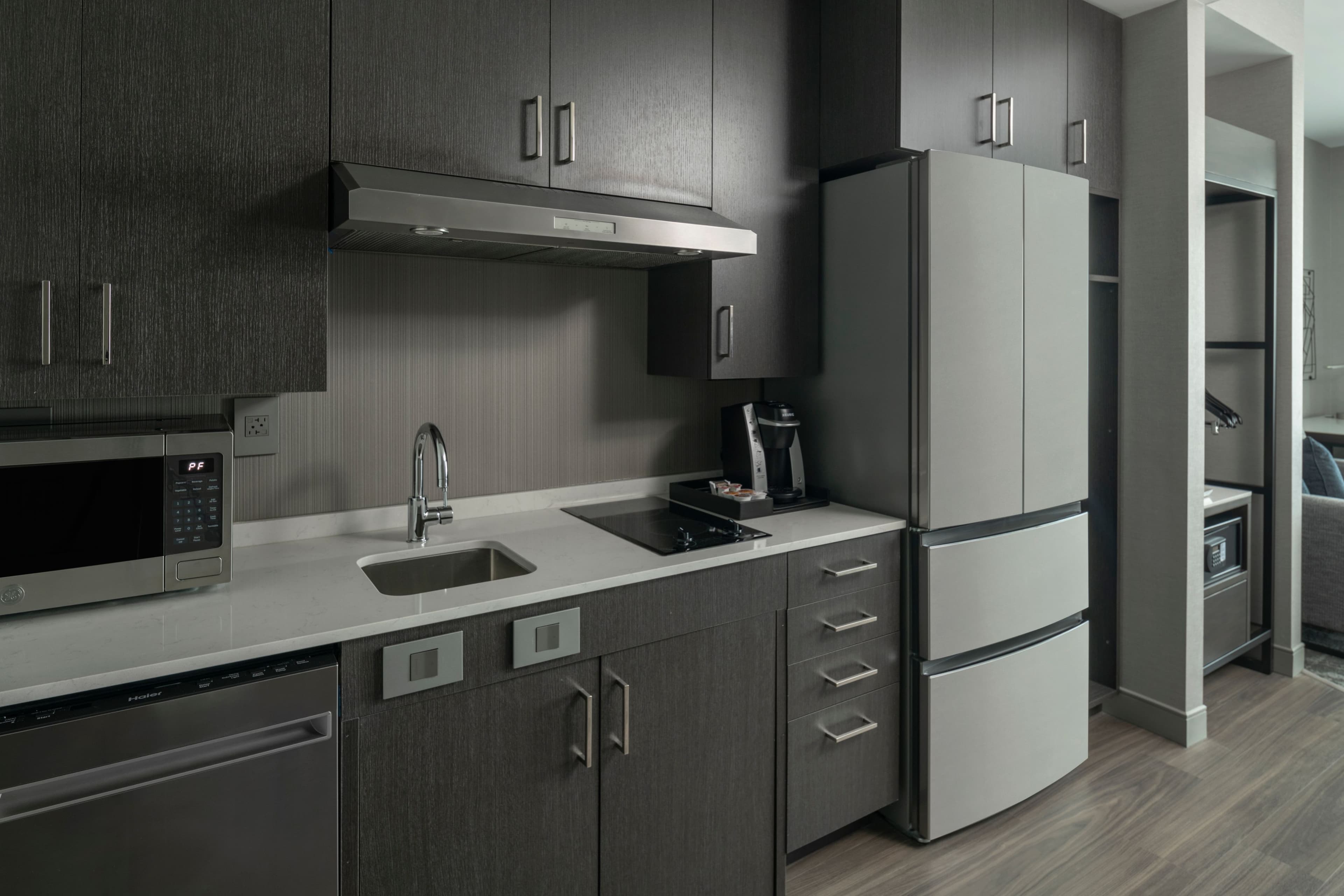Staybridge Suites Boston Logan Airport - Revere — 21