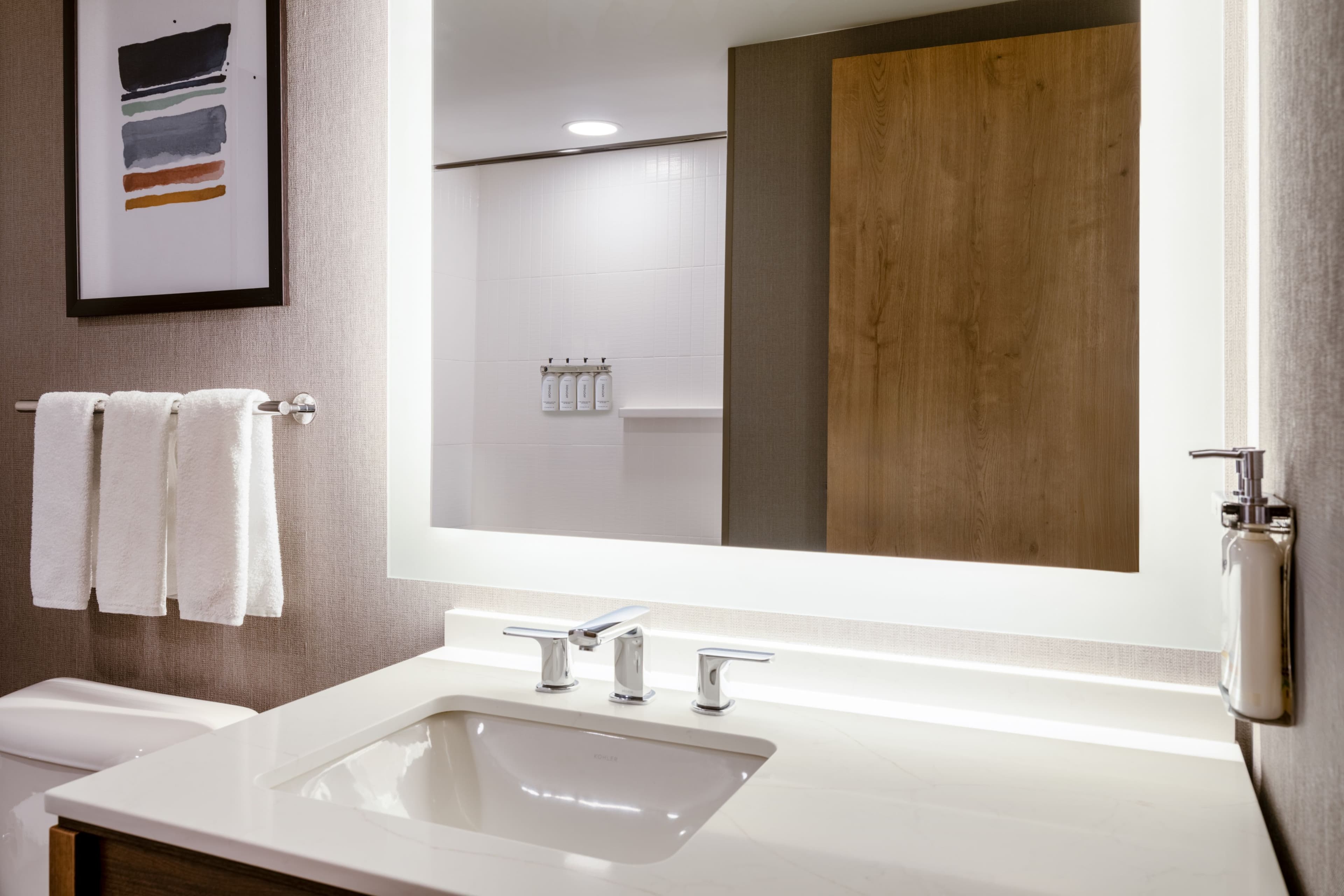 Studio Suite - Image 5