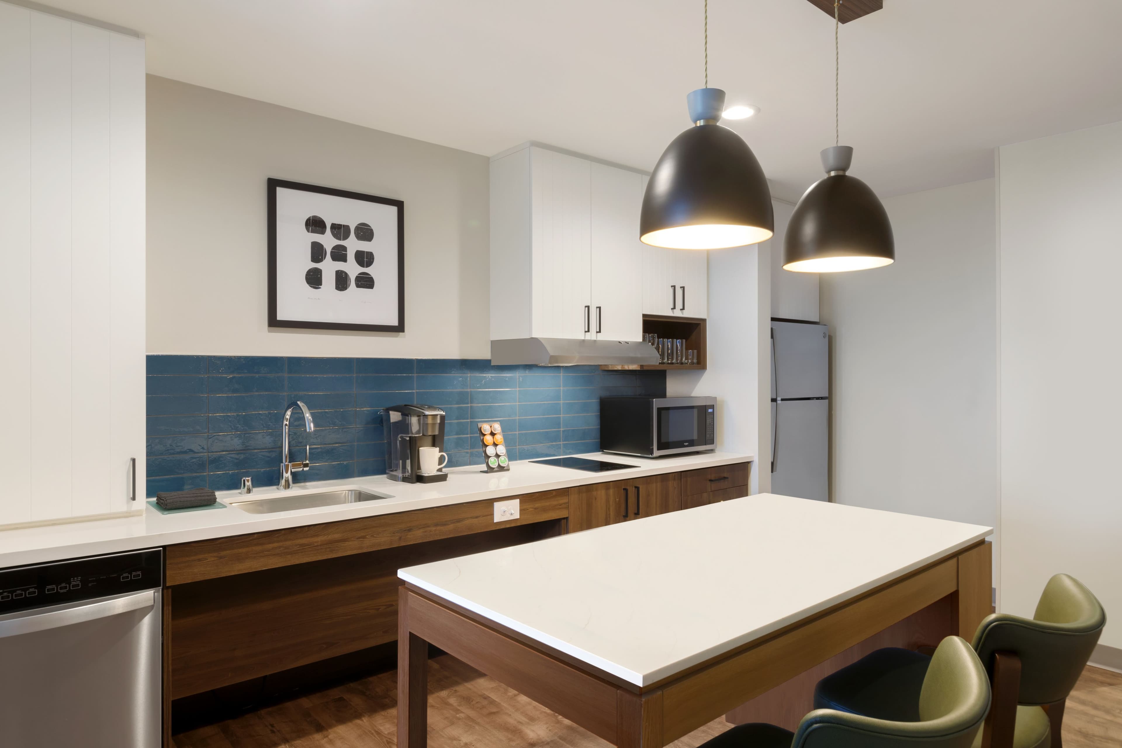 Staybridge Suites Rochester – Mayo Clinic Area — 29