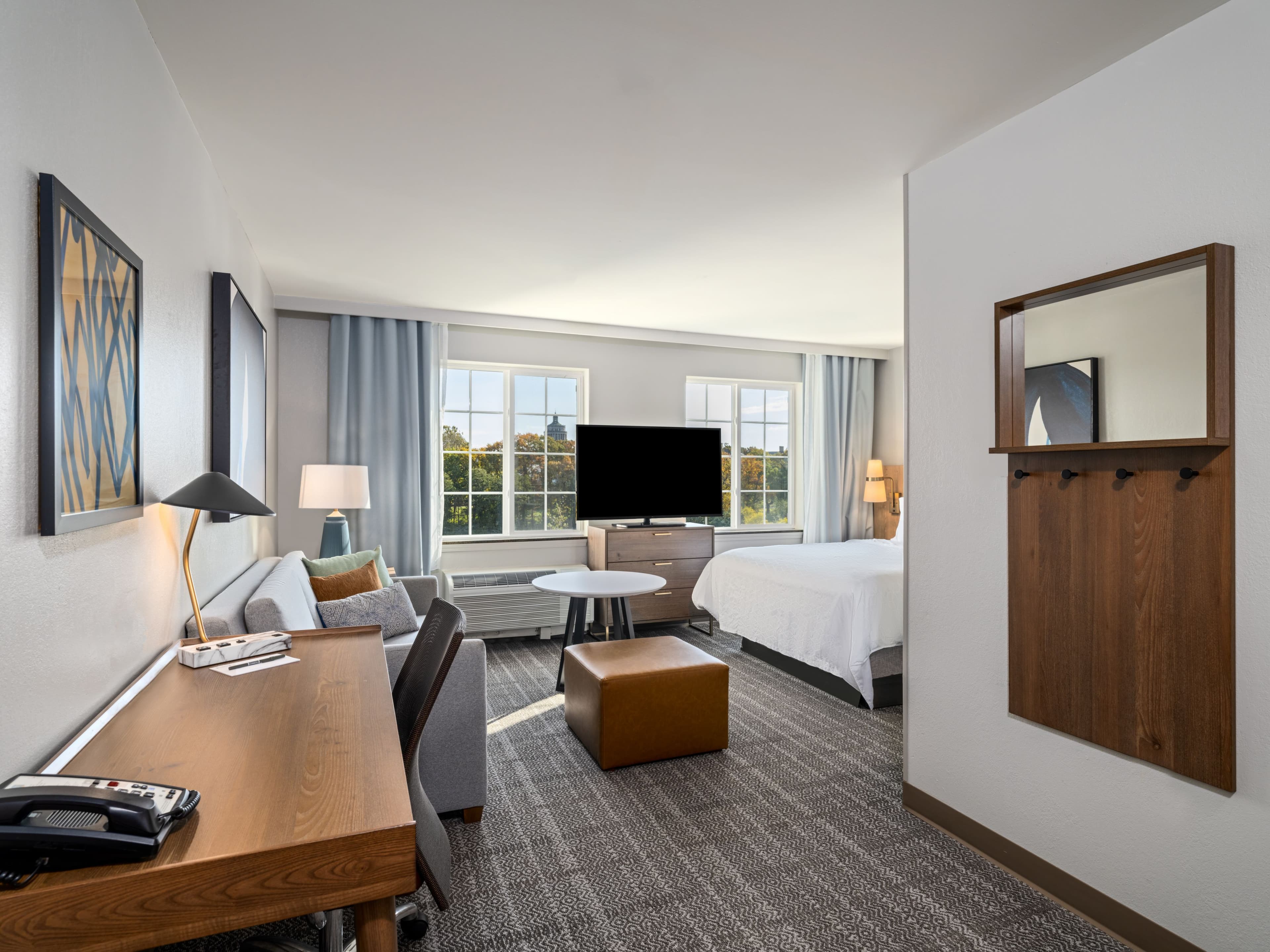 Staybridge Suites Rochester University — 13