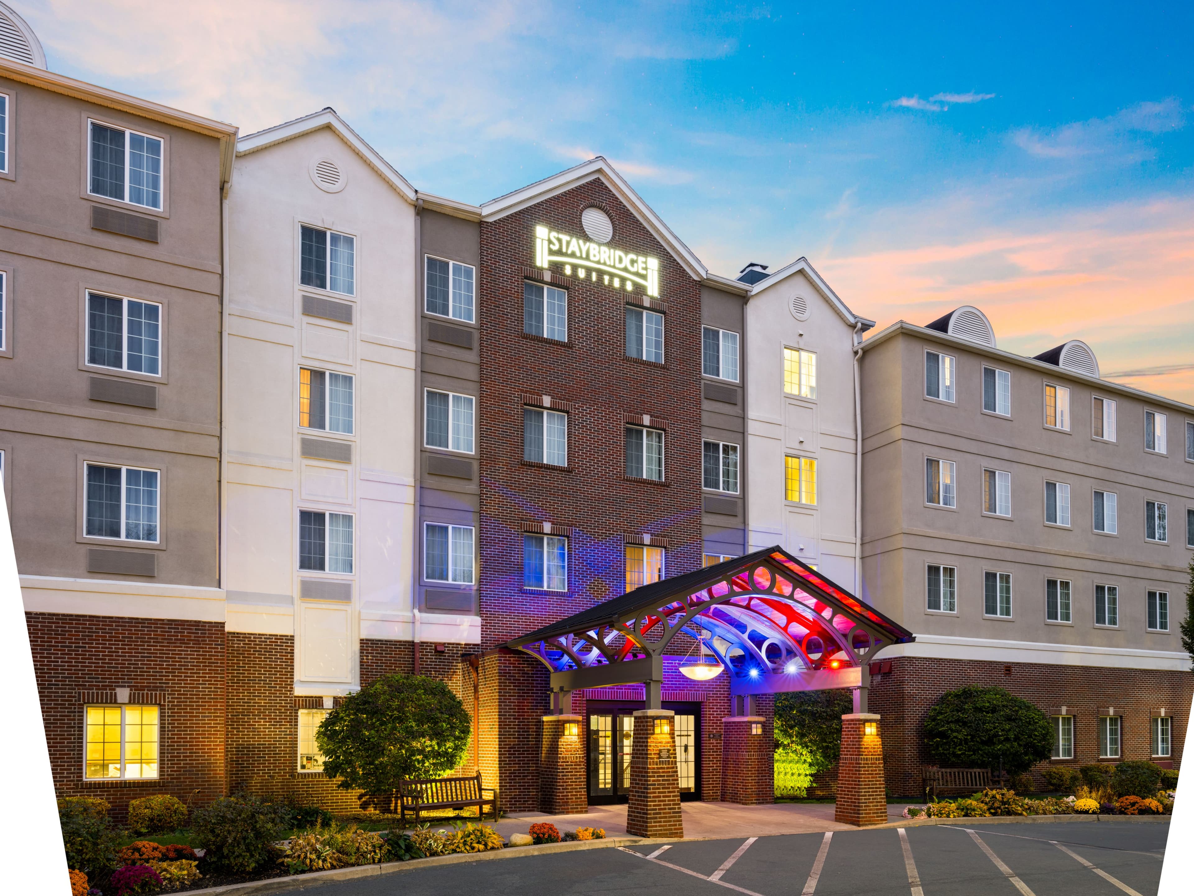 Staybridge Suites Rochester University - Image 1