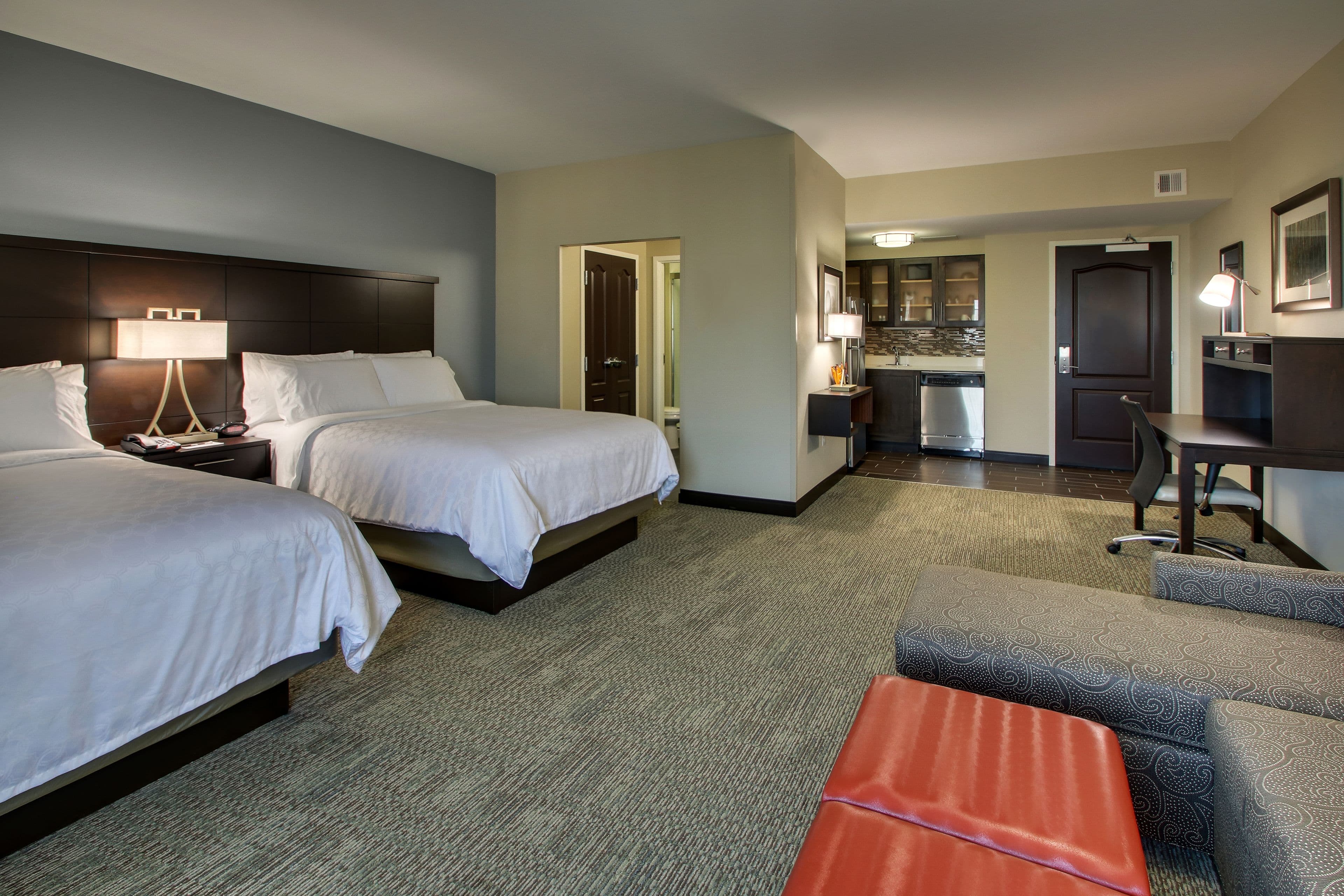 Staybridge Suites Rock Hill - Image 5