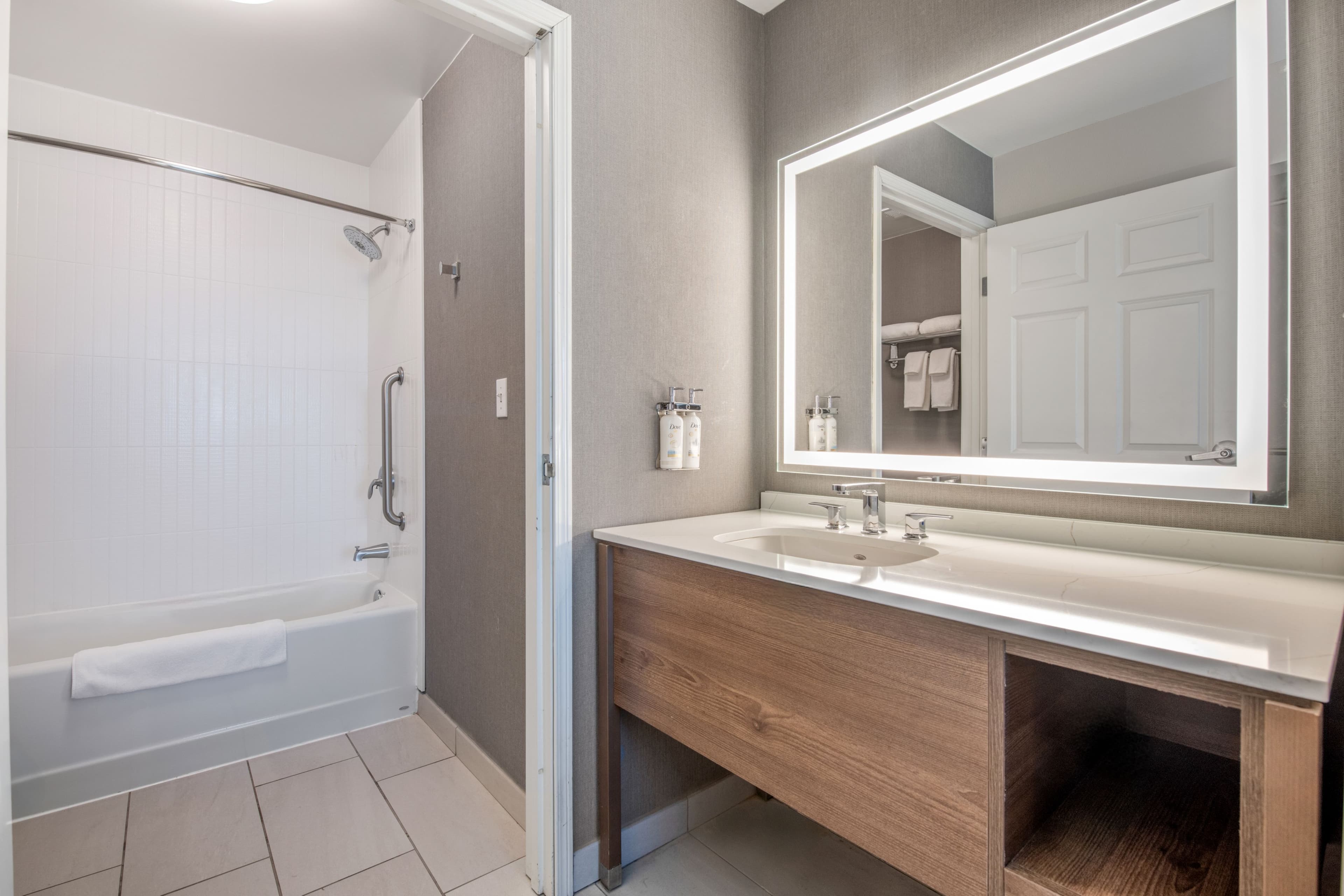 Staybridge Suites Rocklin - Roseville Area - Image 3
