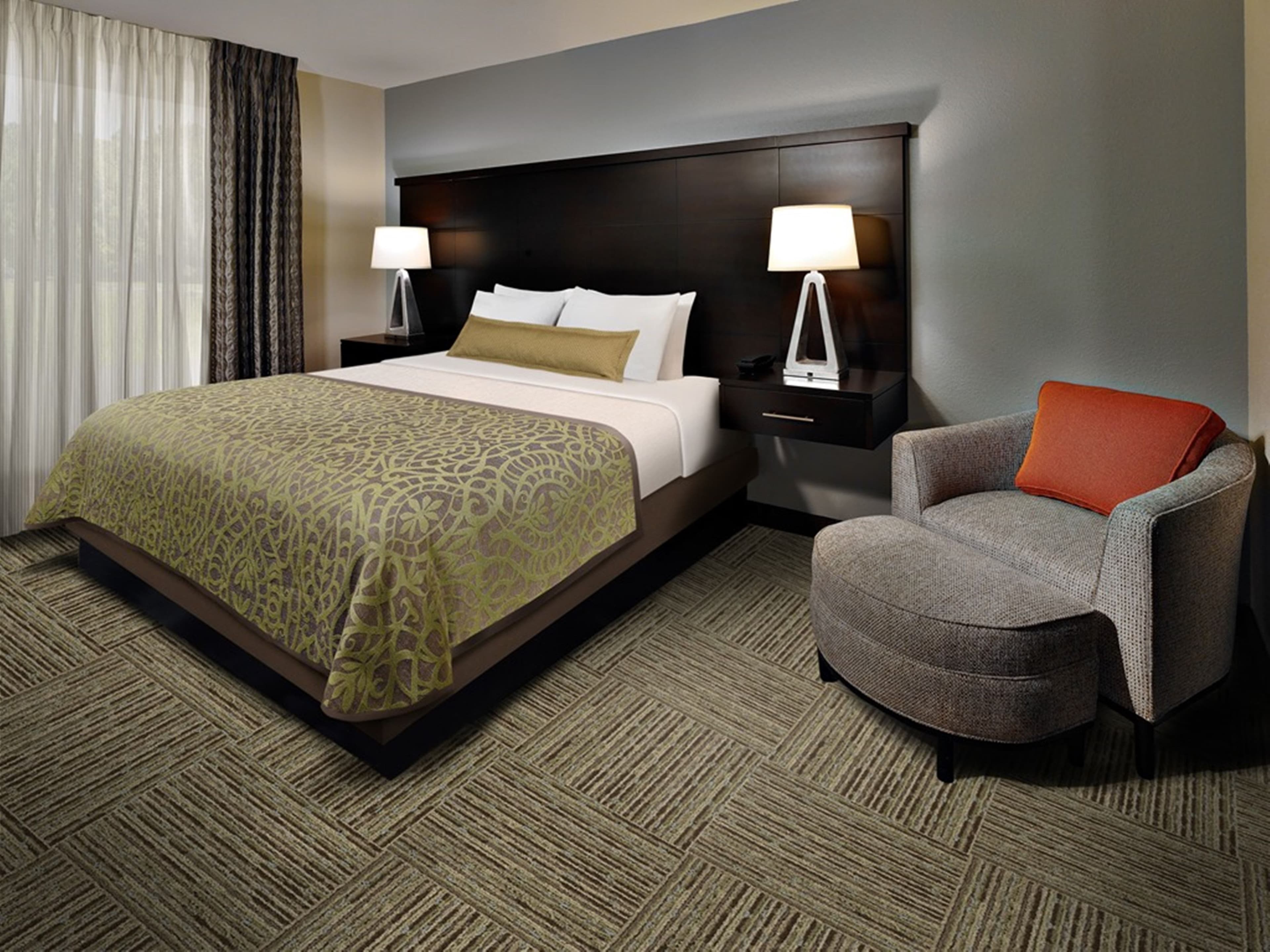 Staybridge Suites Toledo - Rossford - Perrysburg - Image 2