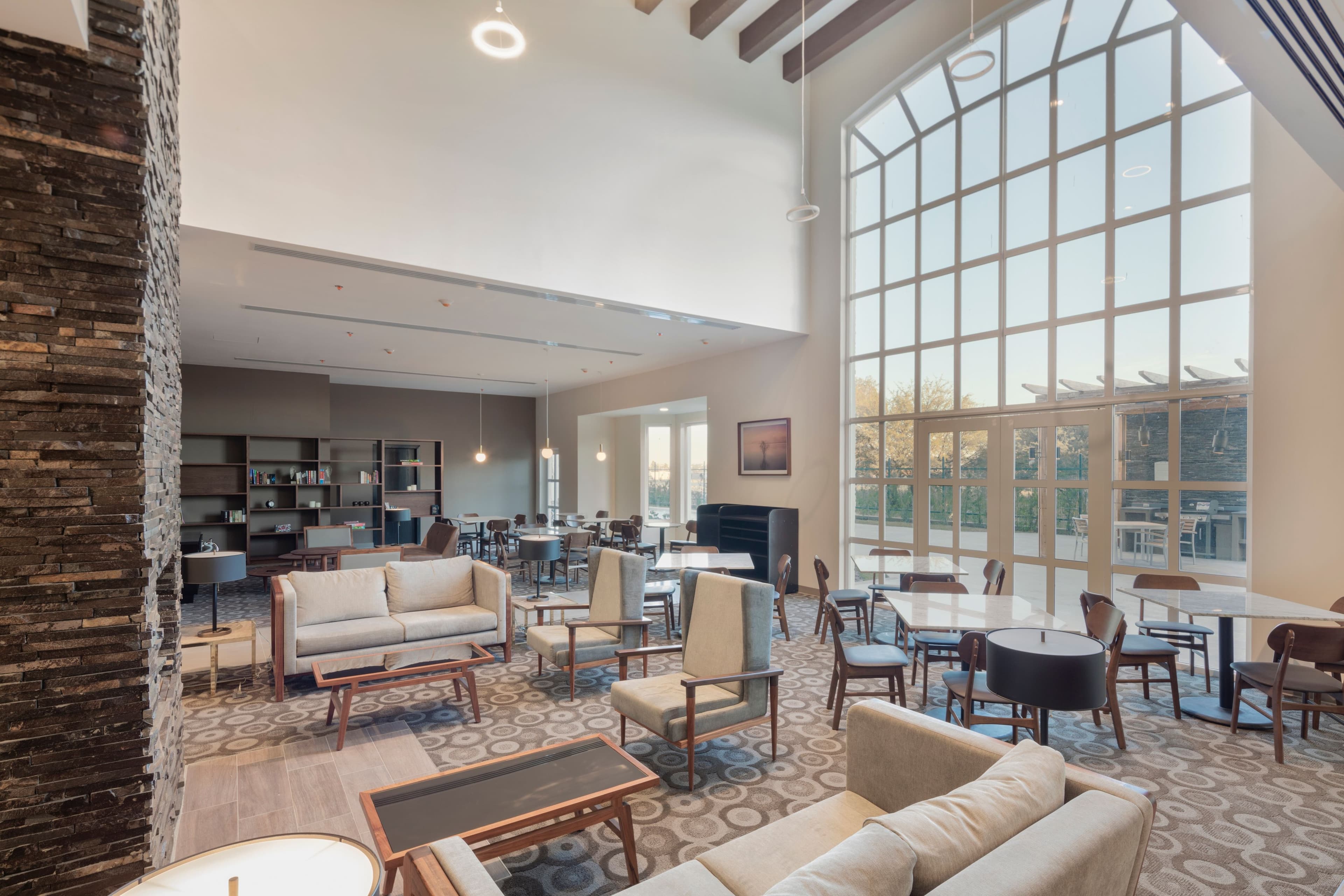 Staybridge Suites Saltillo - Image 1