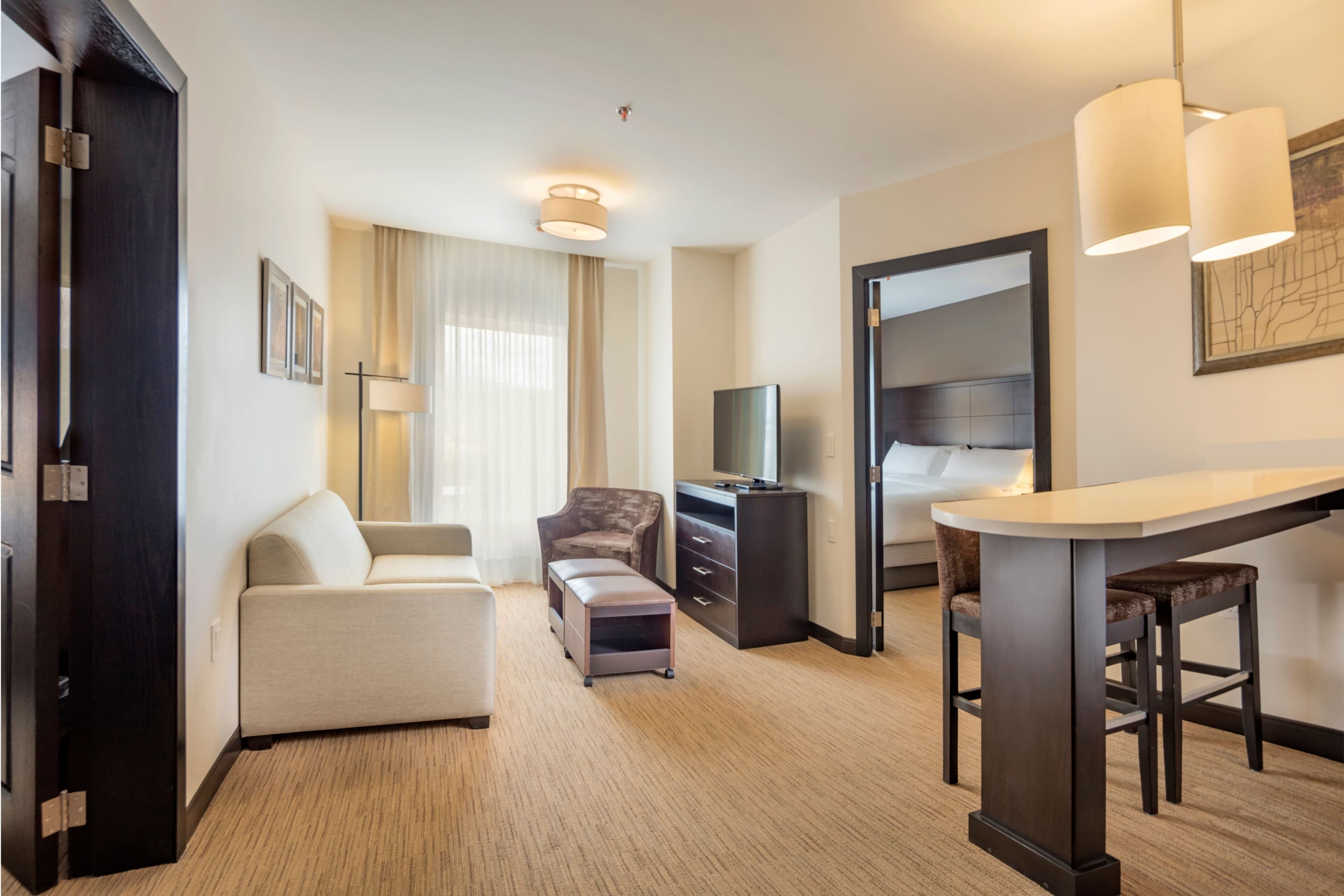 Staybridge Suites Saltillo — 9
