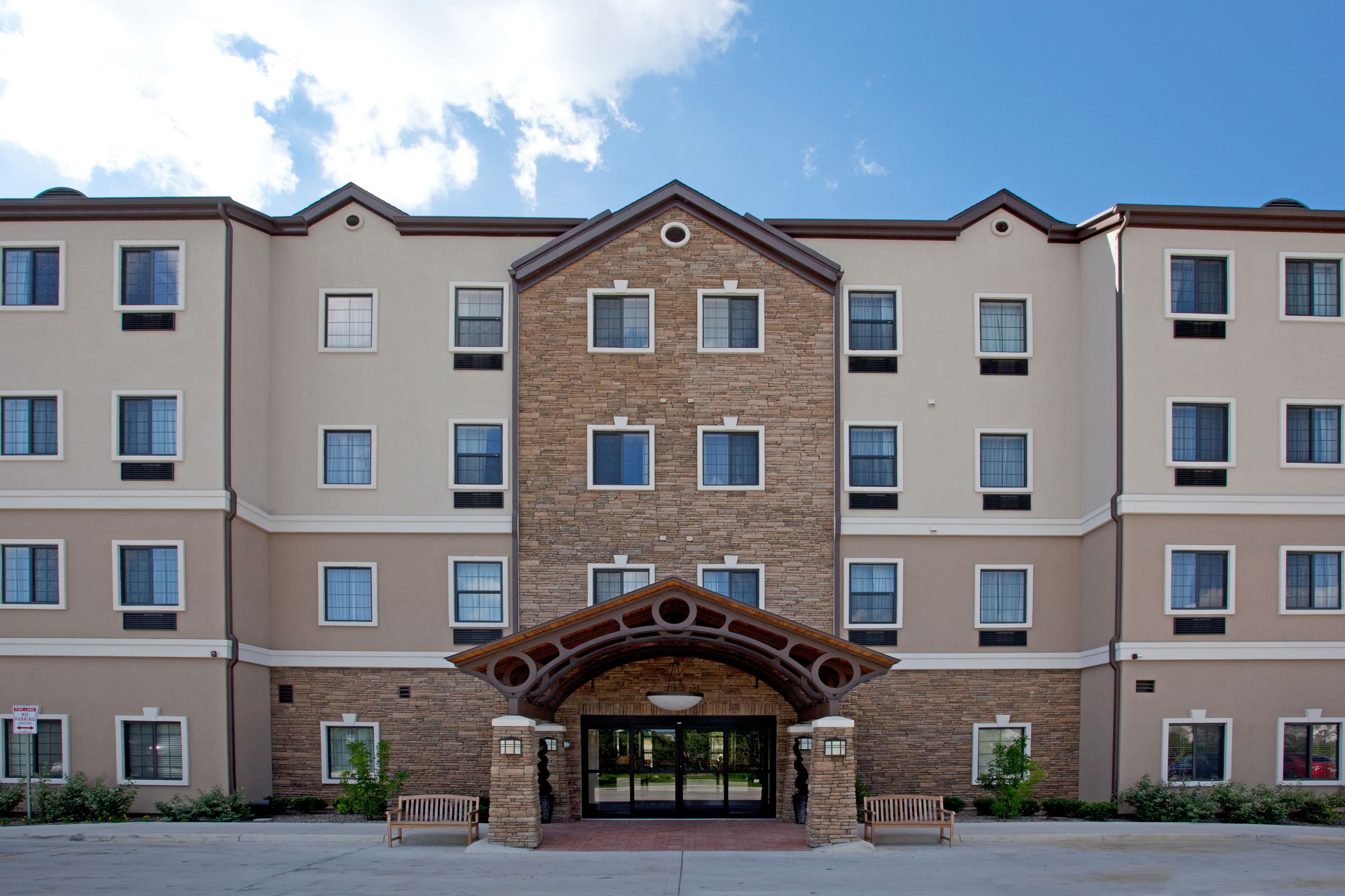 Staybridge Suites San Antonio Sea World - Image 1