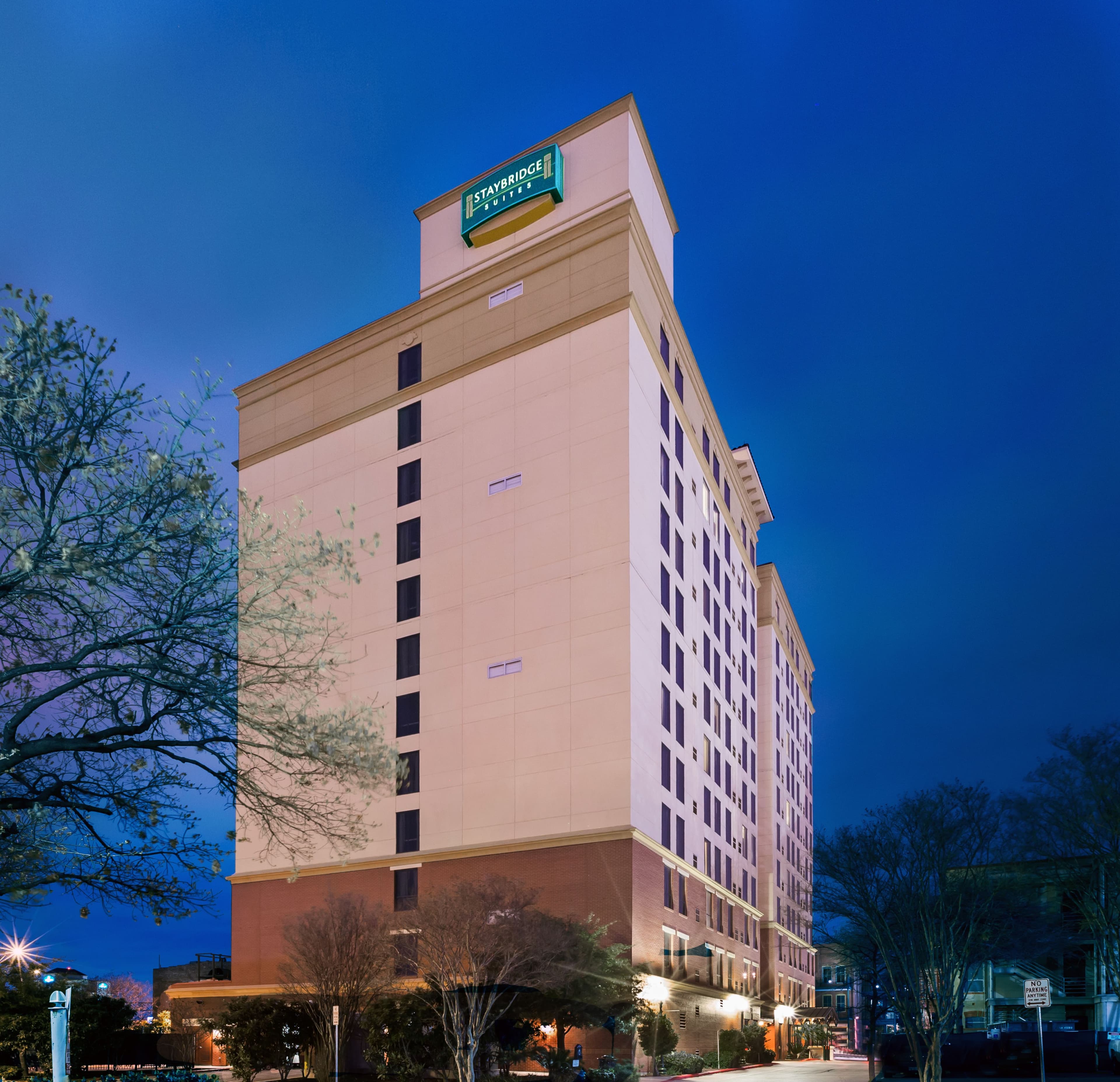 Staybridge Suites San Antonio Downtown Conv Ctr - Image 1