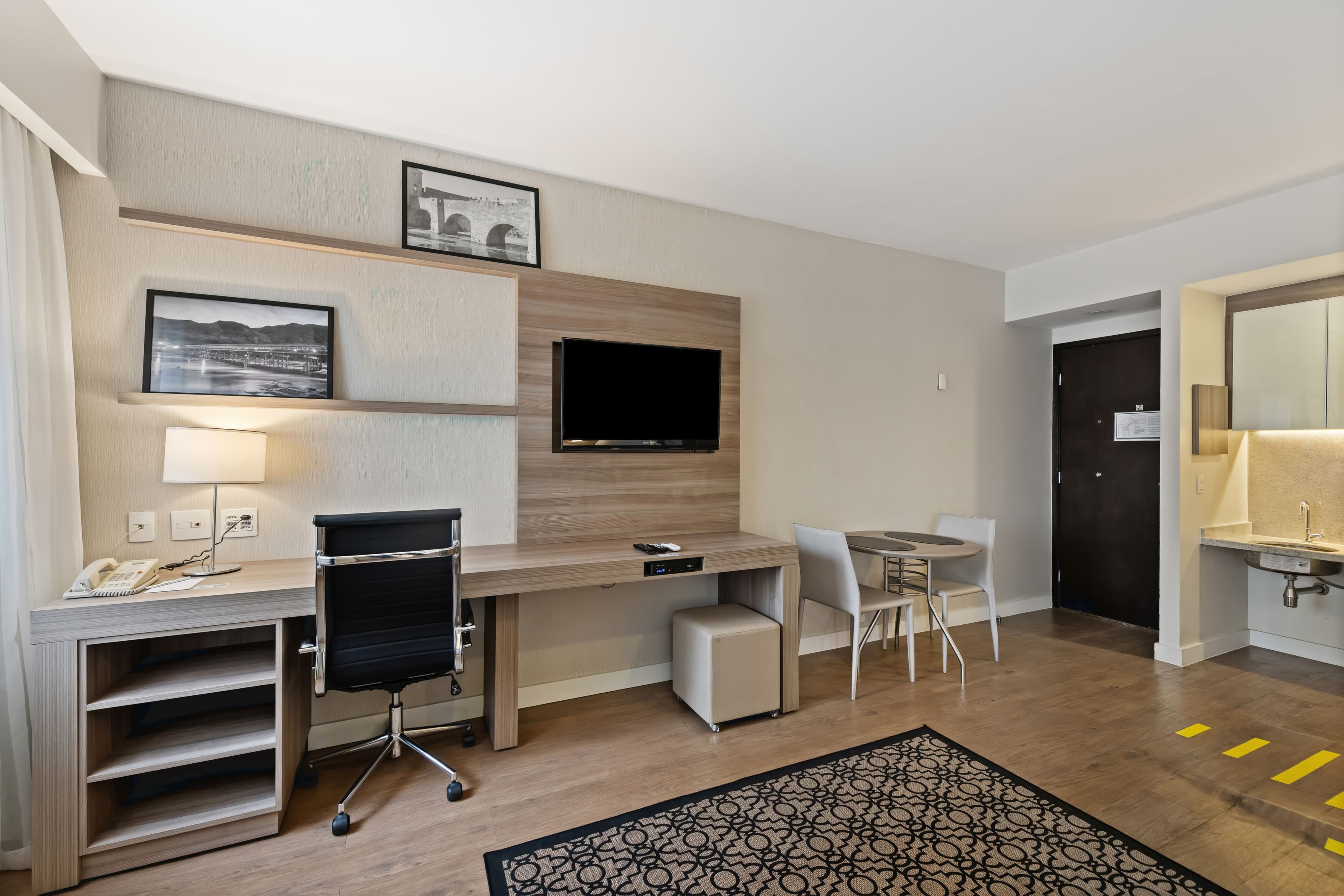 Studio Suite - Image 8