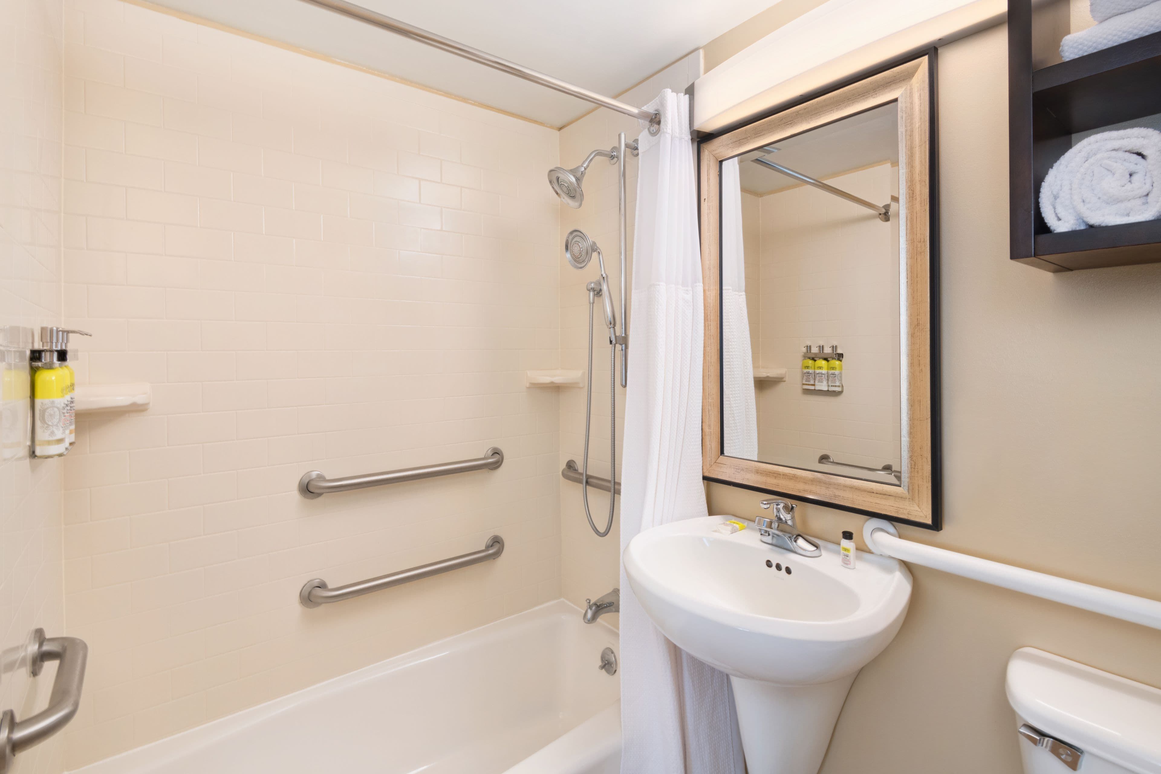 Staybridge Suites Savannah Historic District — 14