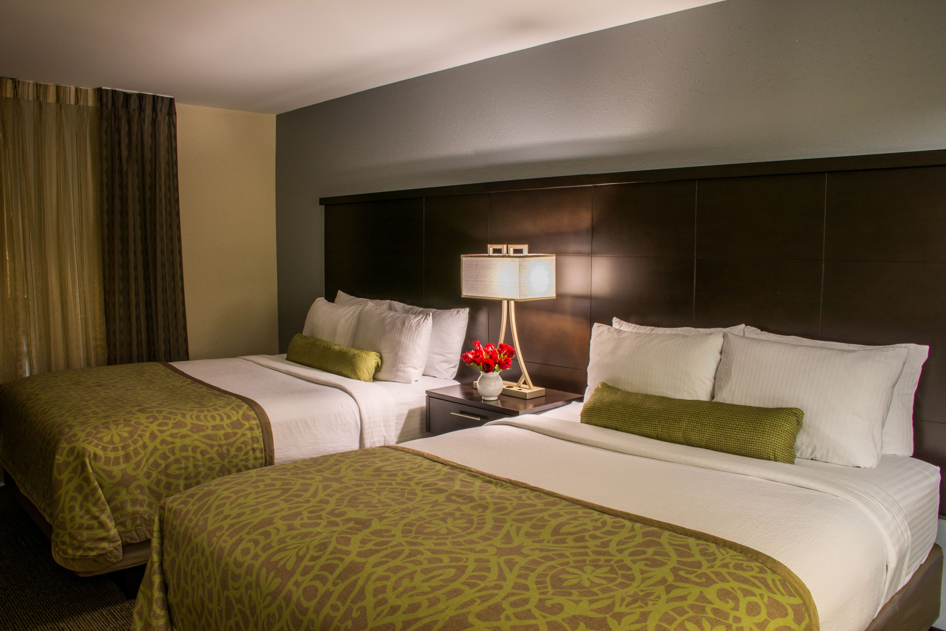 Staybridge Suites Schererville — 8