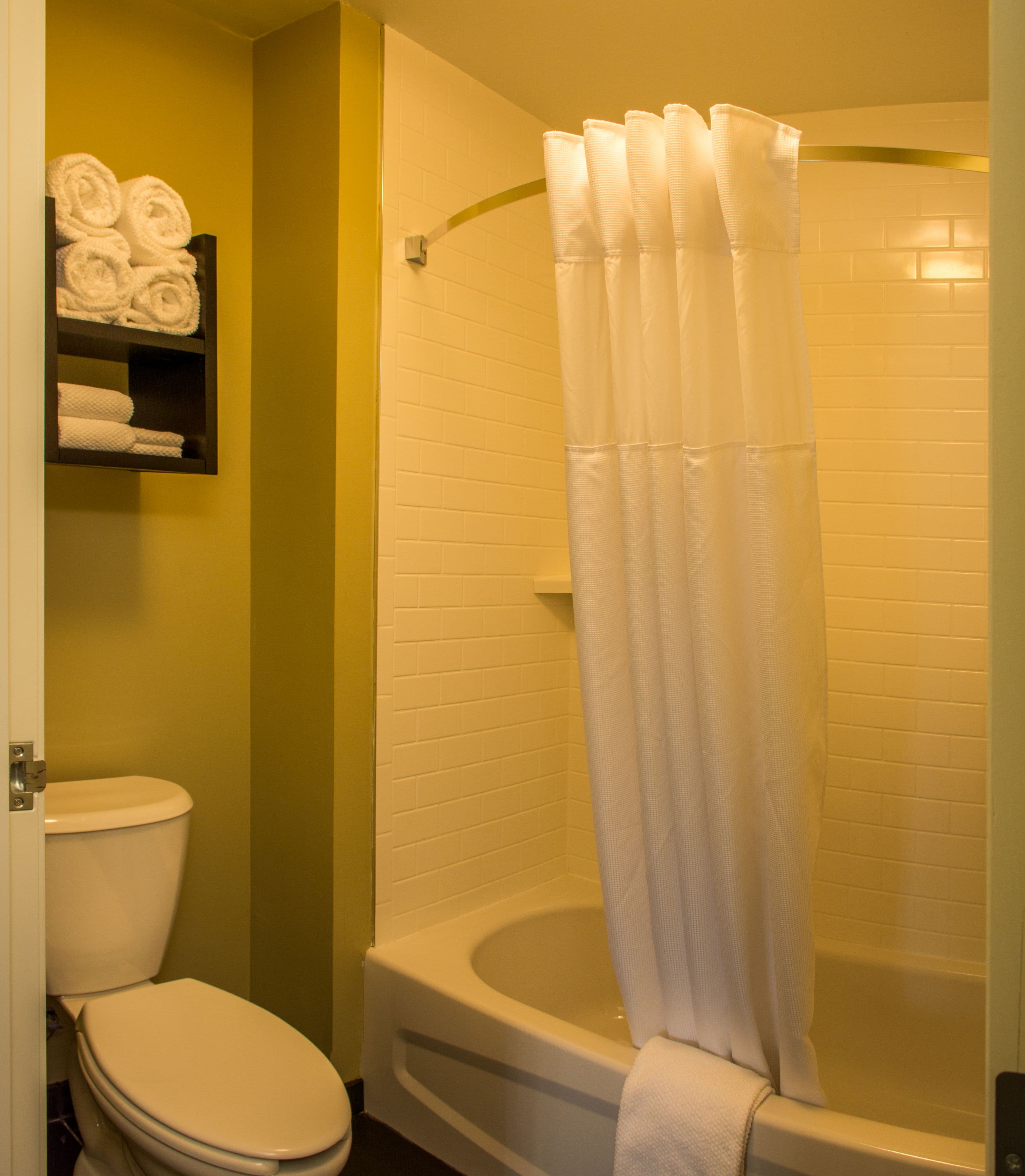 Staybridge Suites Schererville — 18