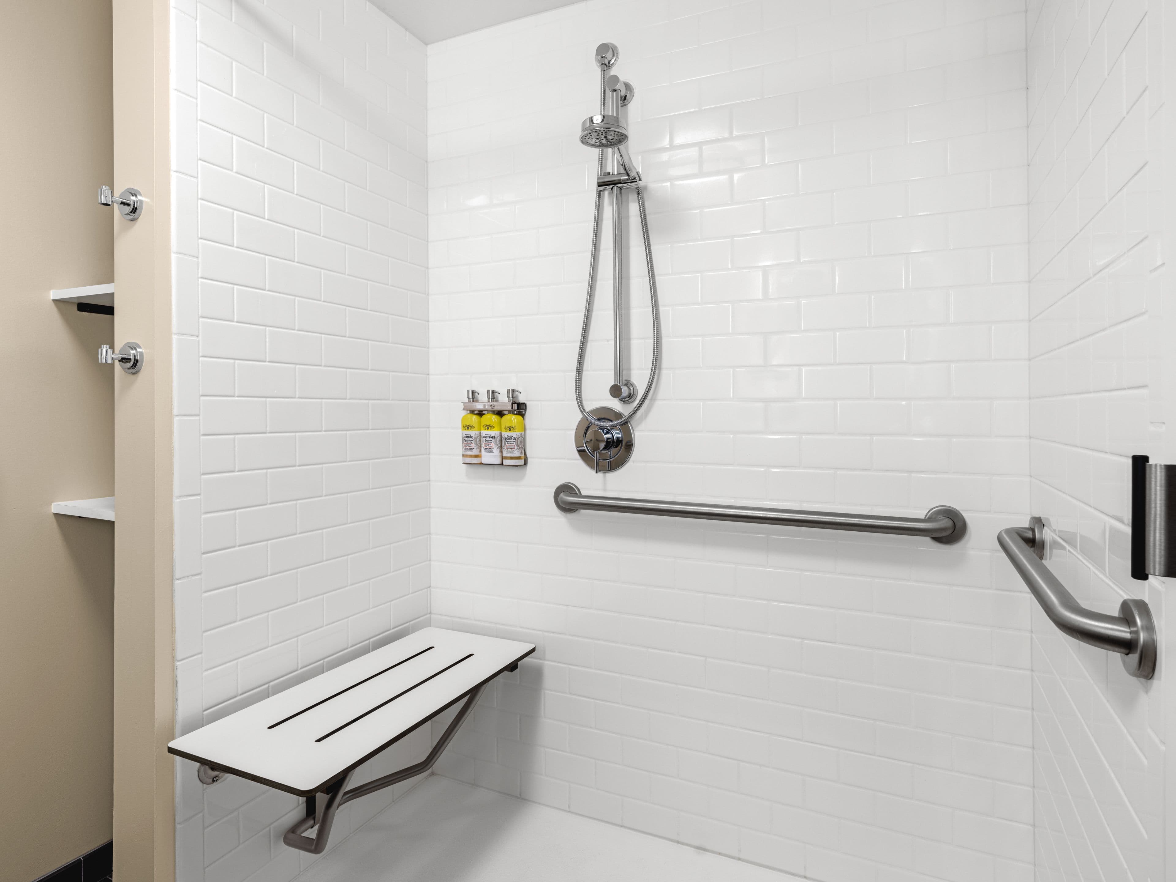 Staybridge Suites Seattle Downtown - Lake Union — 28