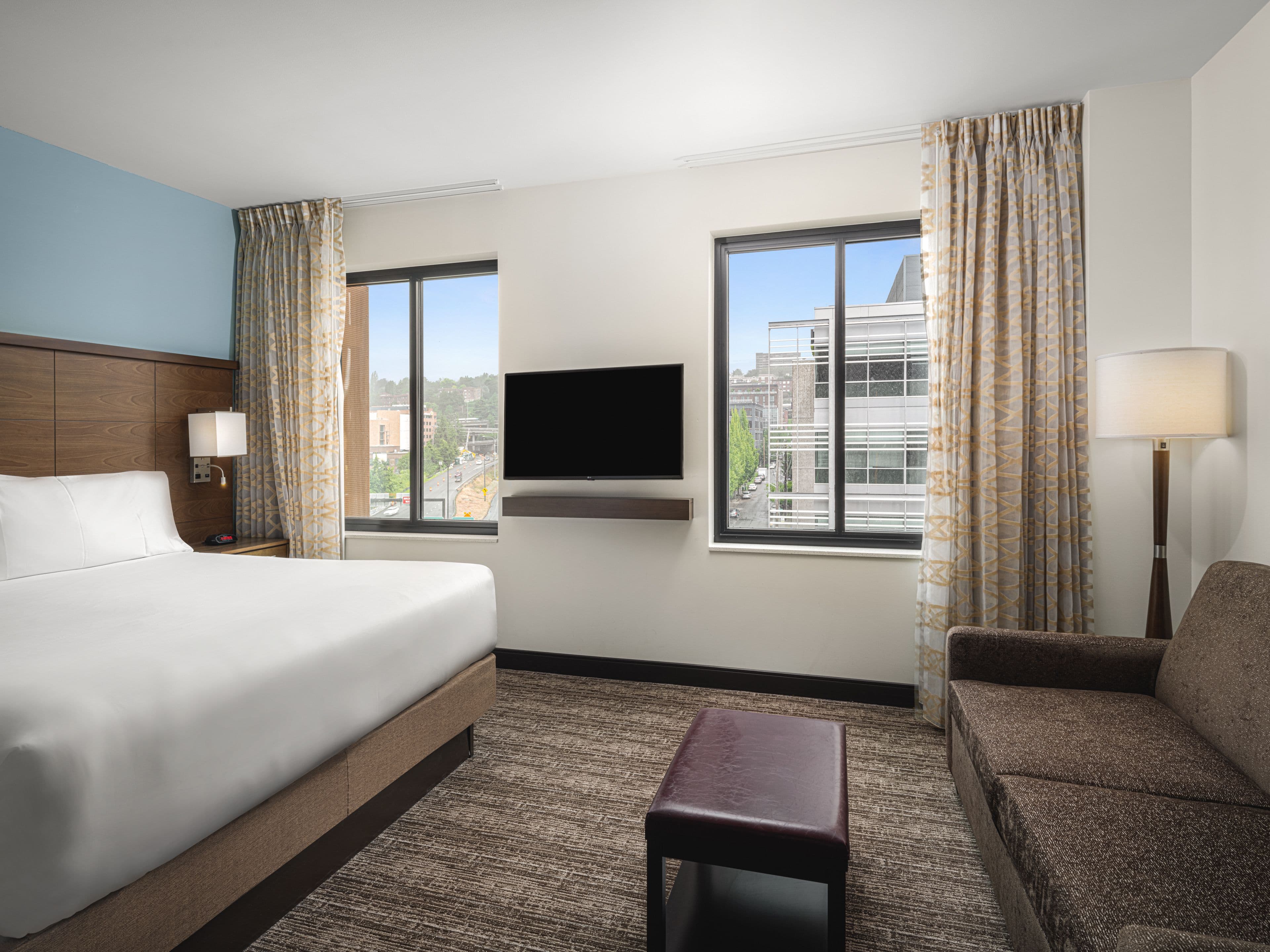 Staybridge Suites Seattle Downtown - Lake Union — 16