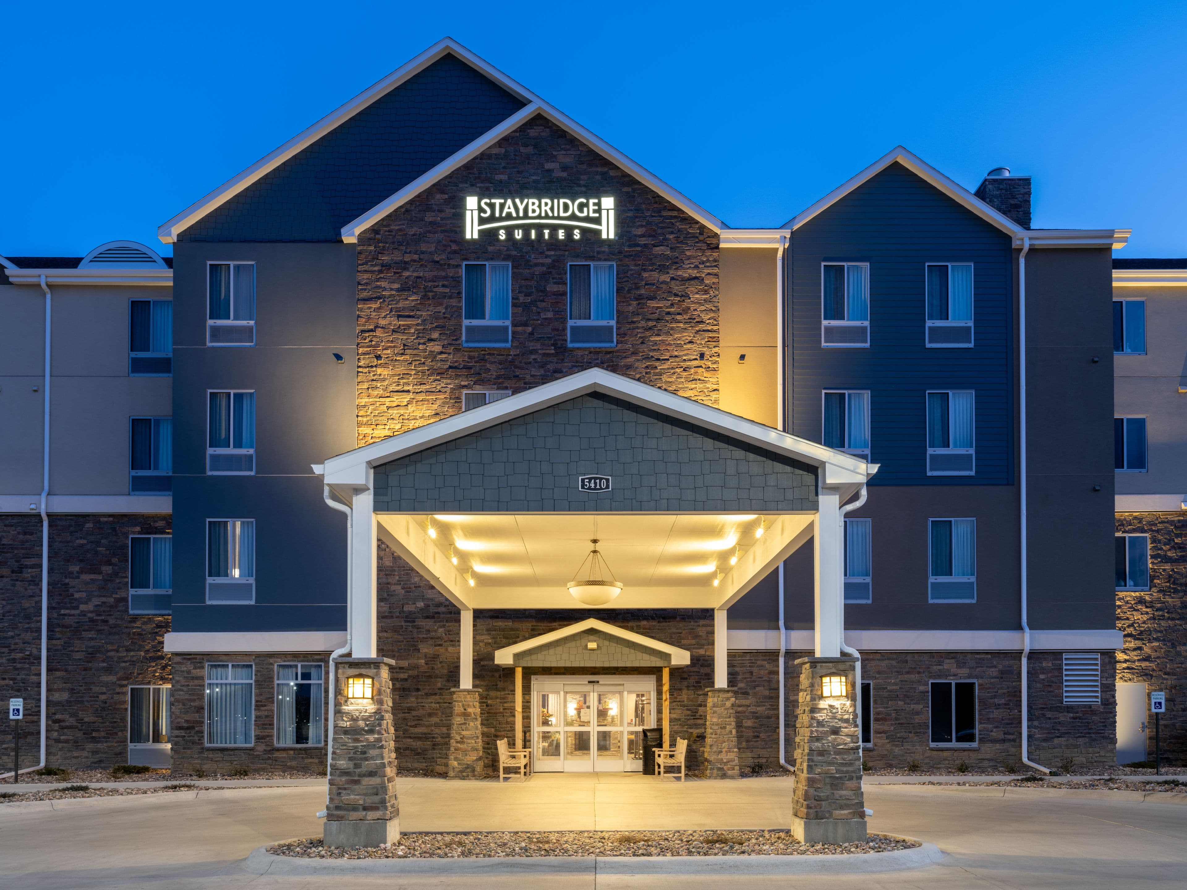 Staybridge Suites Sioux City Southeast - Image 1