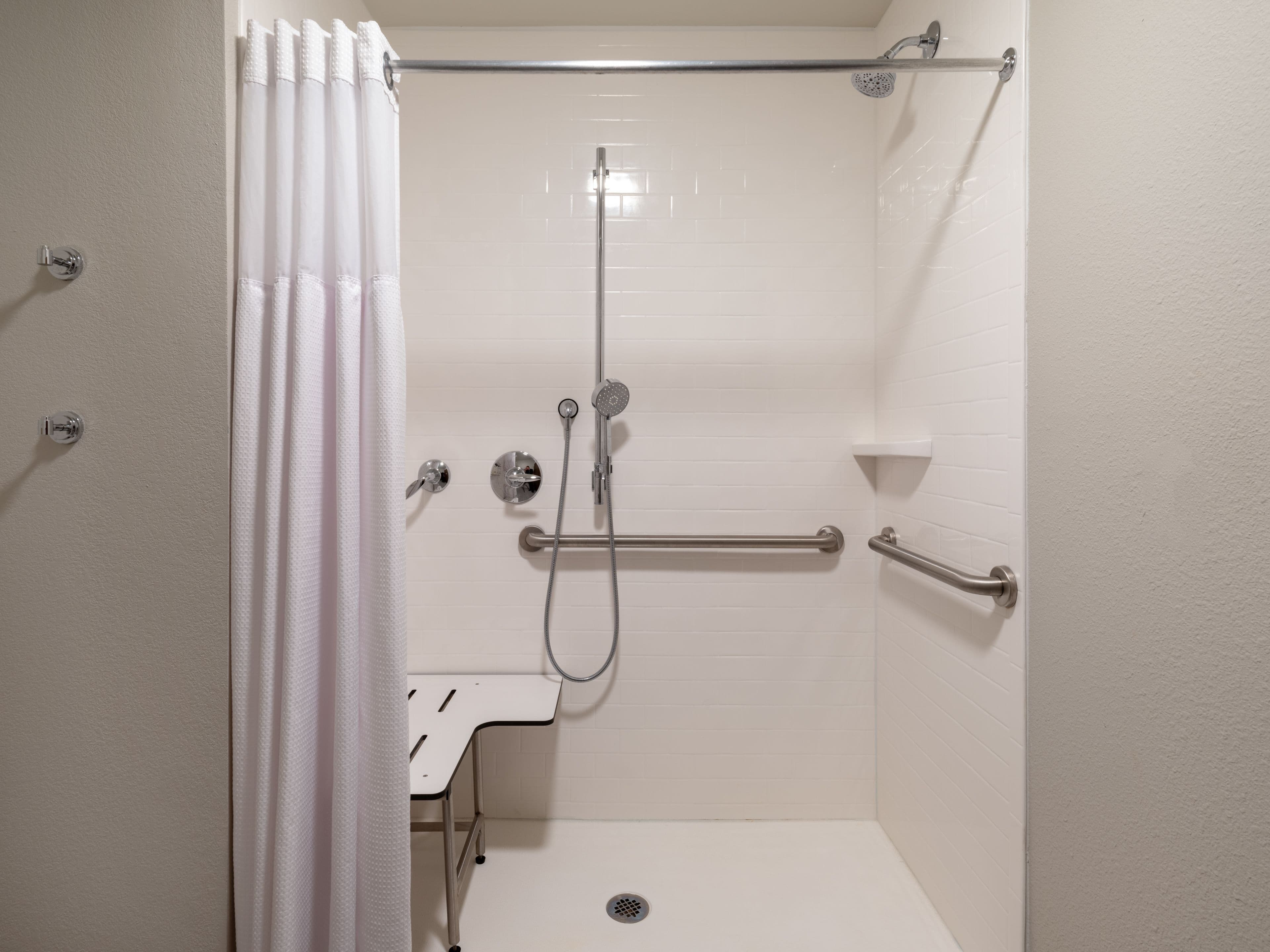 Staybridge Suites Sioux City Southeast — 17