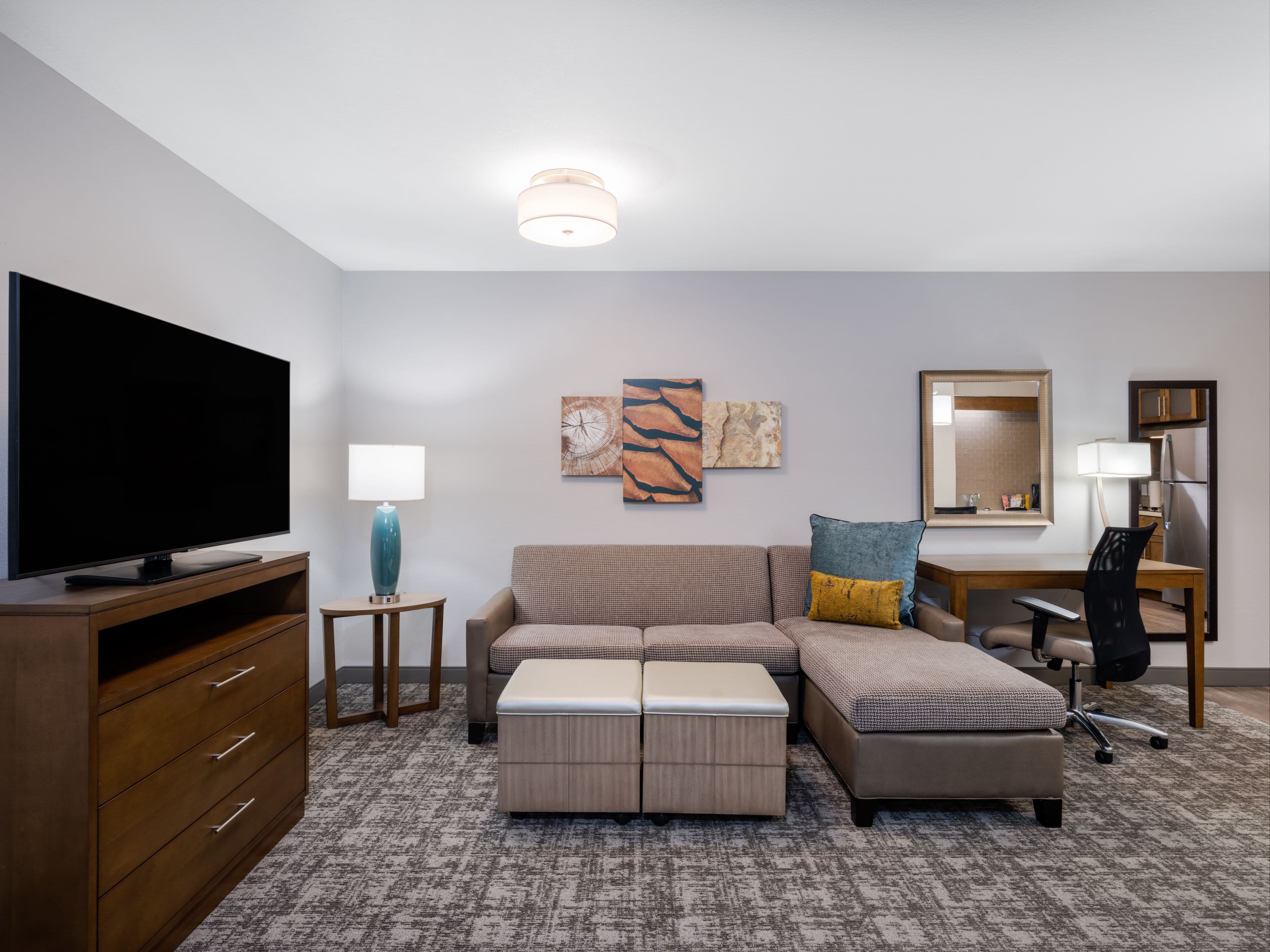 Staybridge Suites Sioux City Southeast — 20