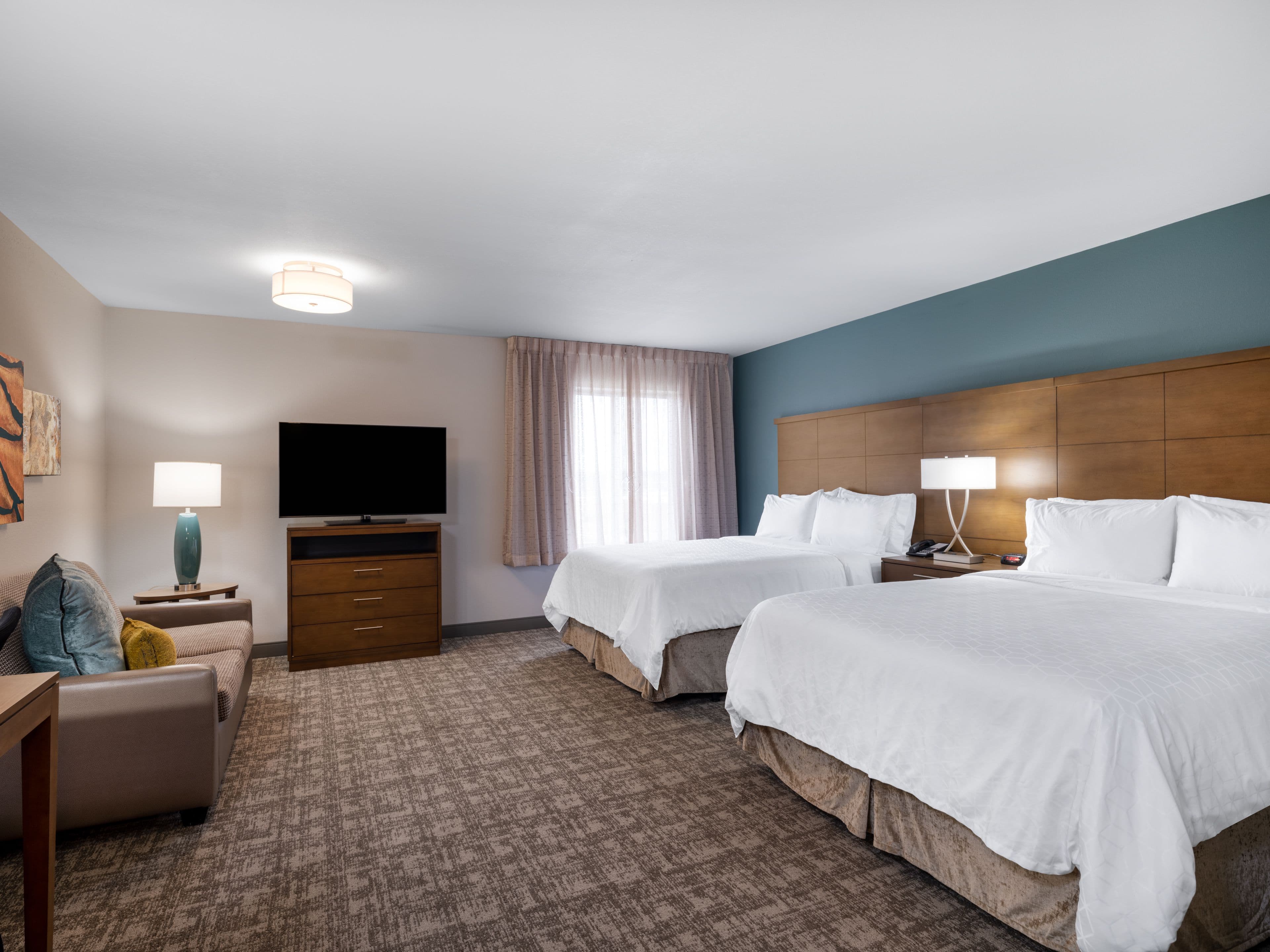 Staybridge Suites Sioux City Southeast — 12