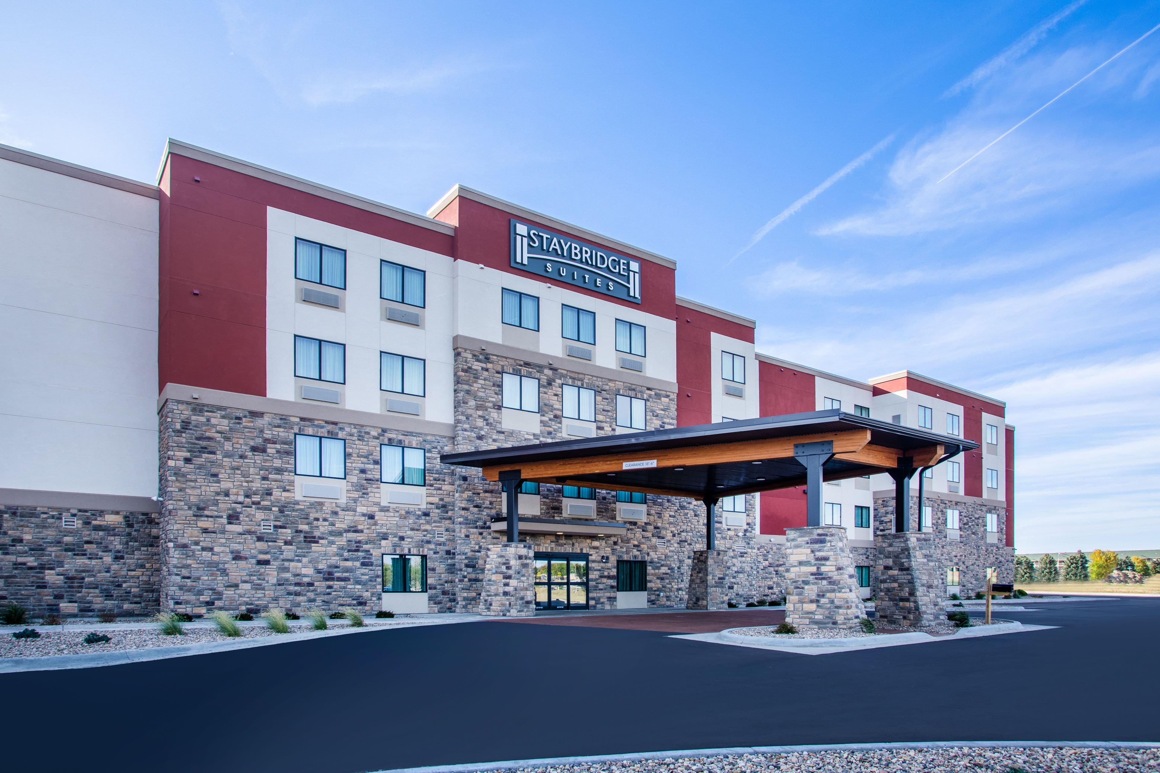 Staybridge Suites Sioux Falls Southwest - Image 1
