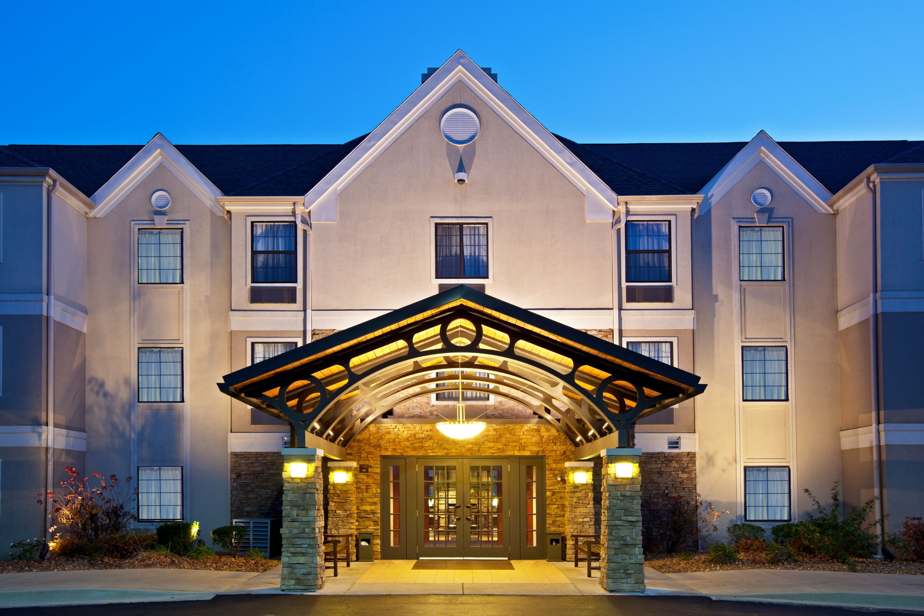 Staybridge Suites Springfield-South - Image 1