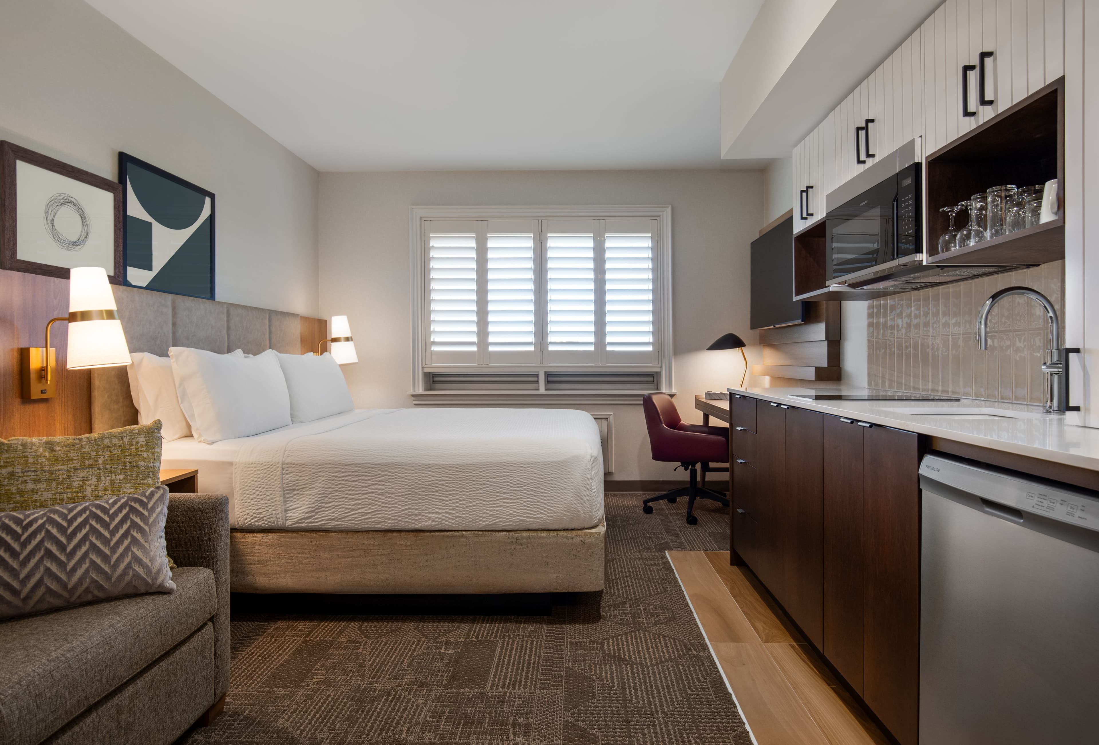 Staybridge Suites St. Catharines Conf Ctr - Image 3