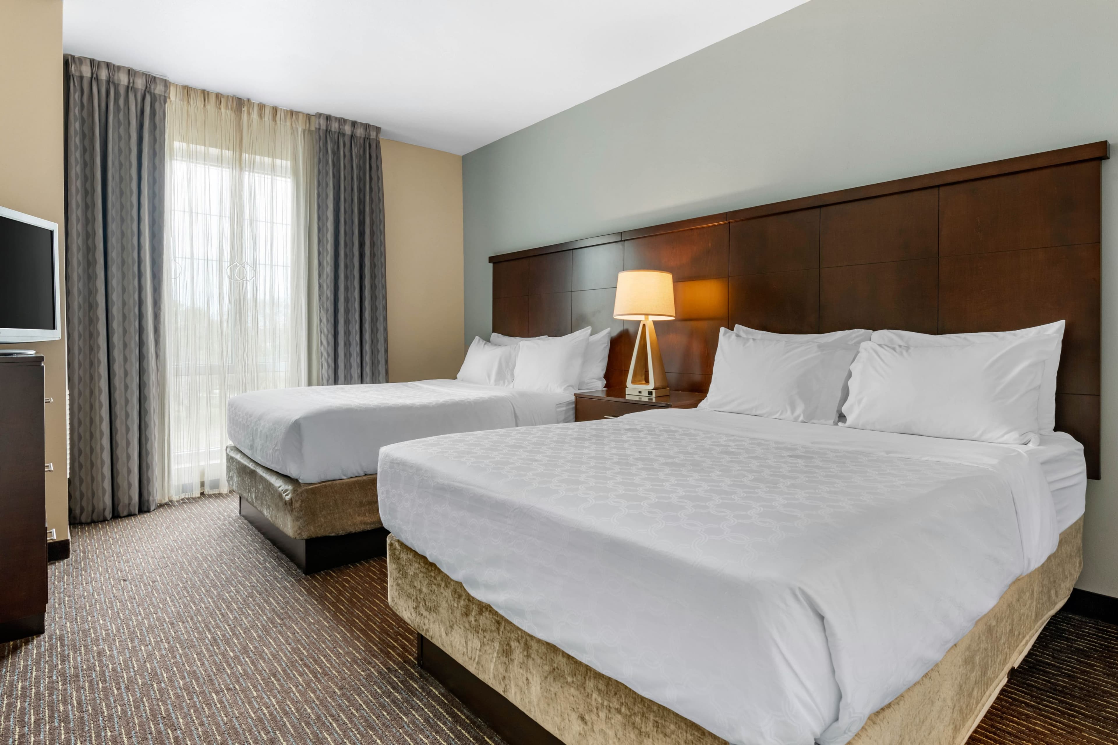 Staybridge Suites St. Petersburg Downtown — 21