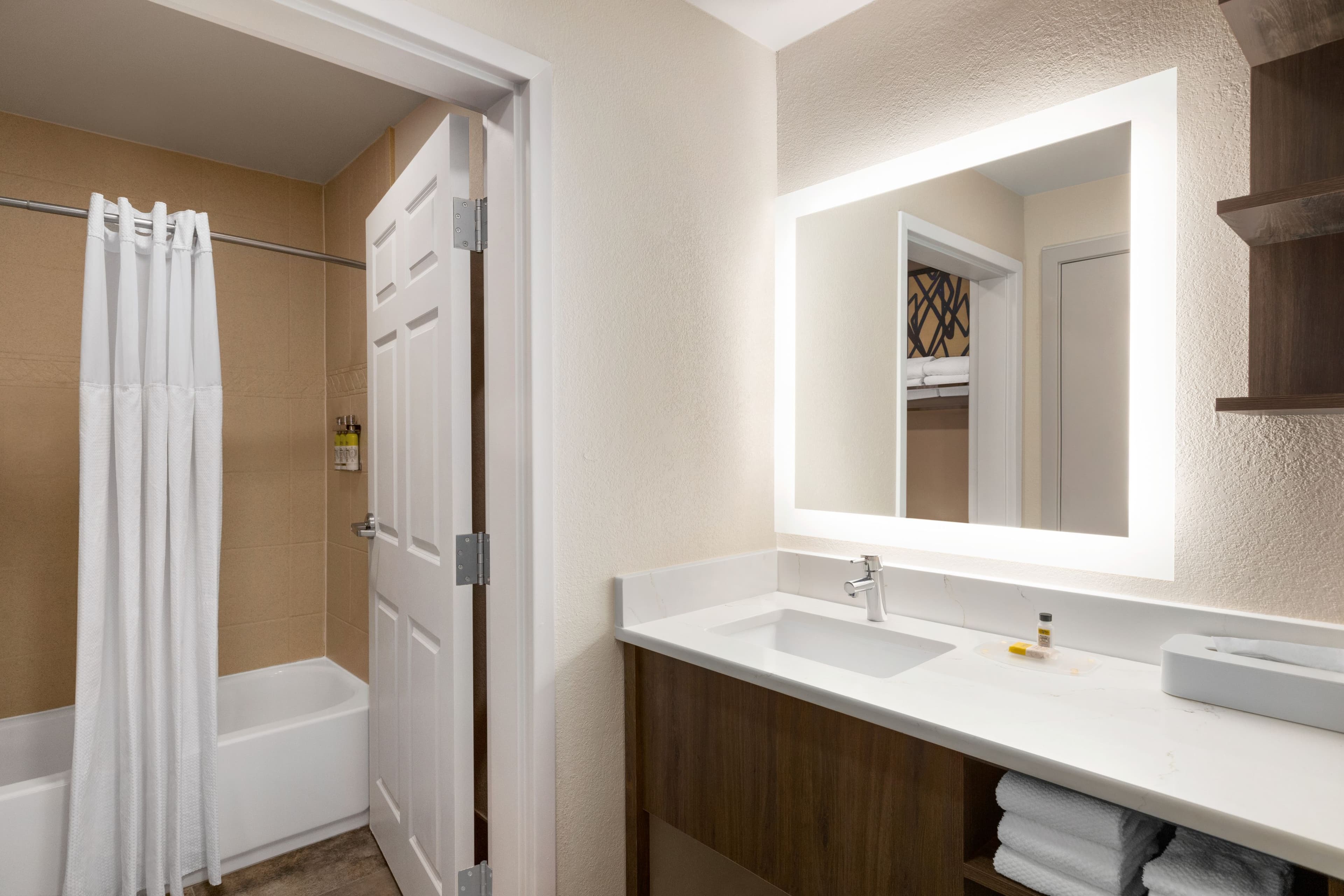 Staybridge Suites Quantico-Stafford - Image 3