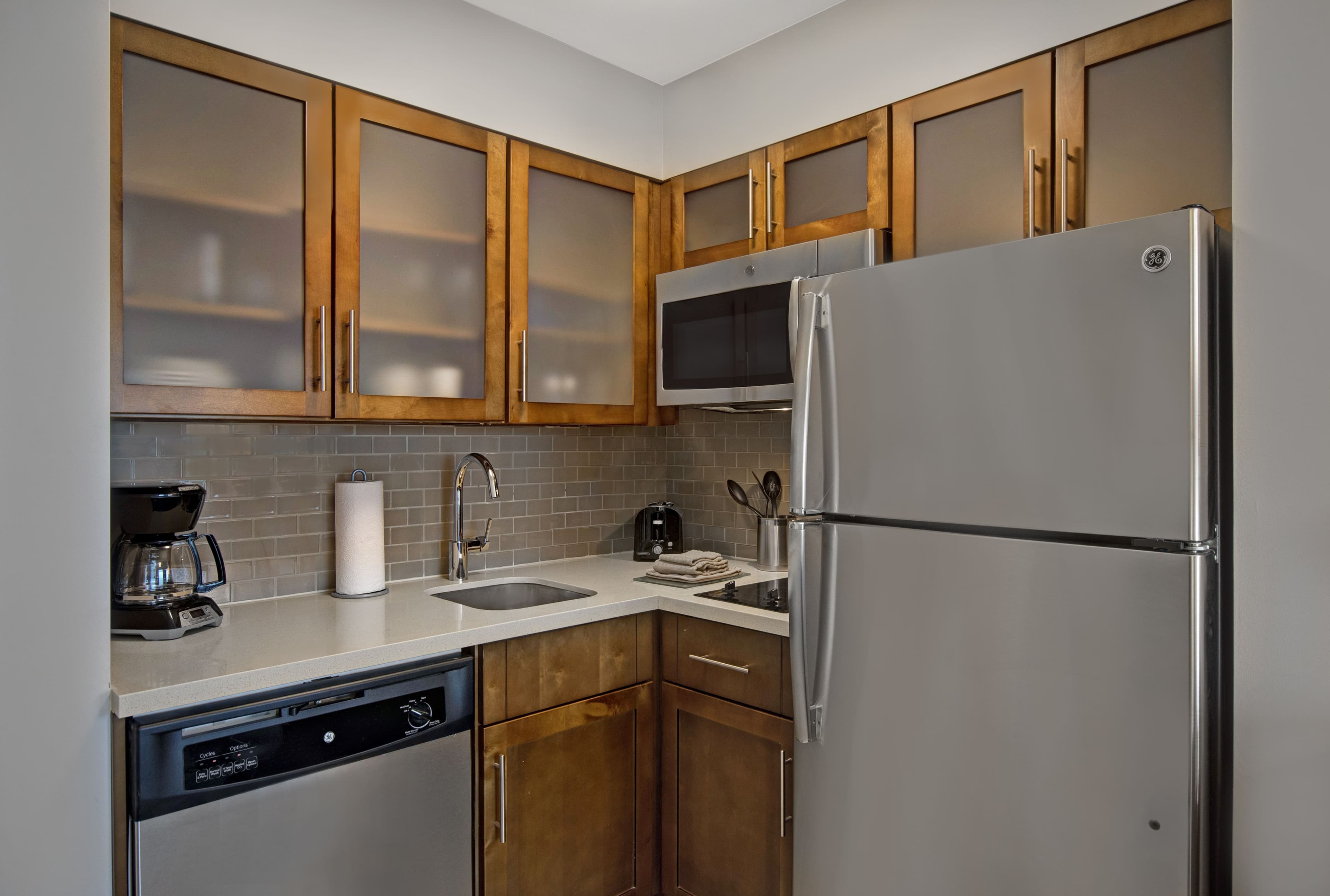 Staybridge Suites Sterling Heights - Detroit — 8