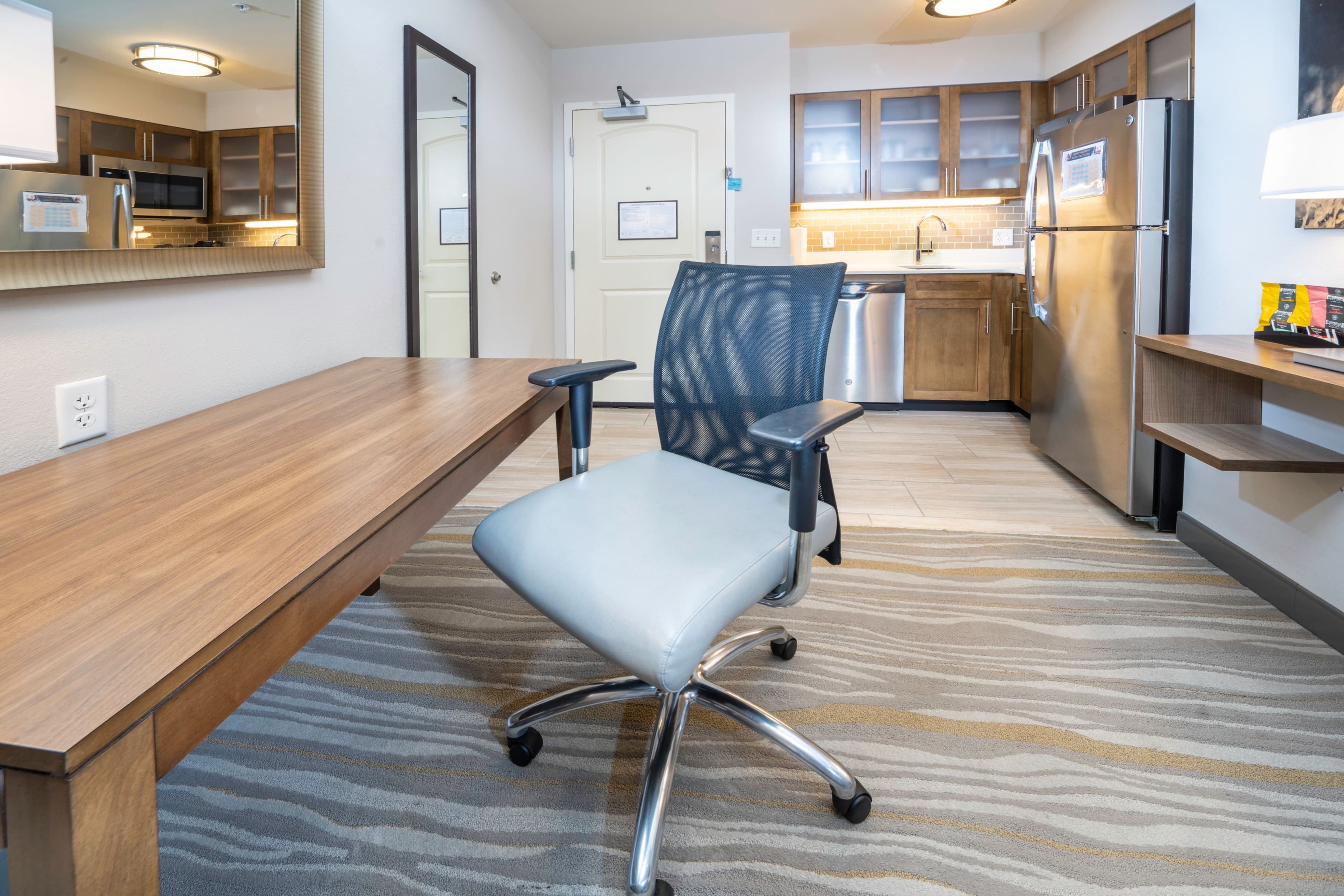Staybridge Suites Summerville - Charleston Area - Image 5