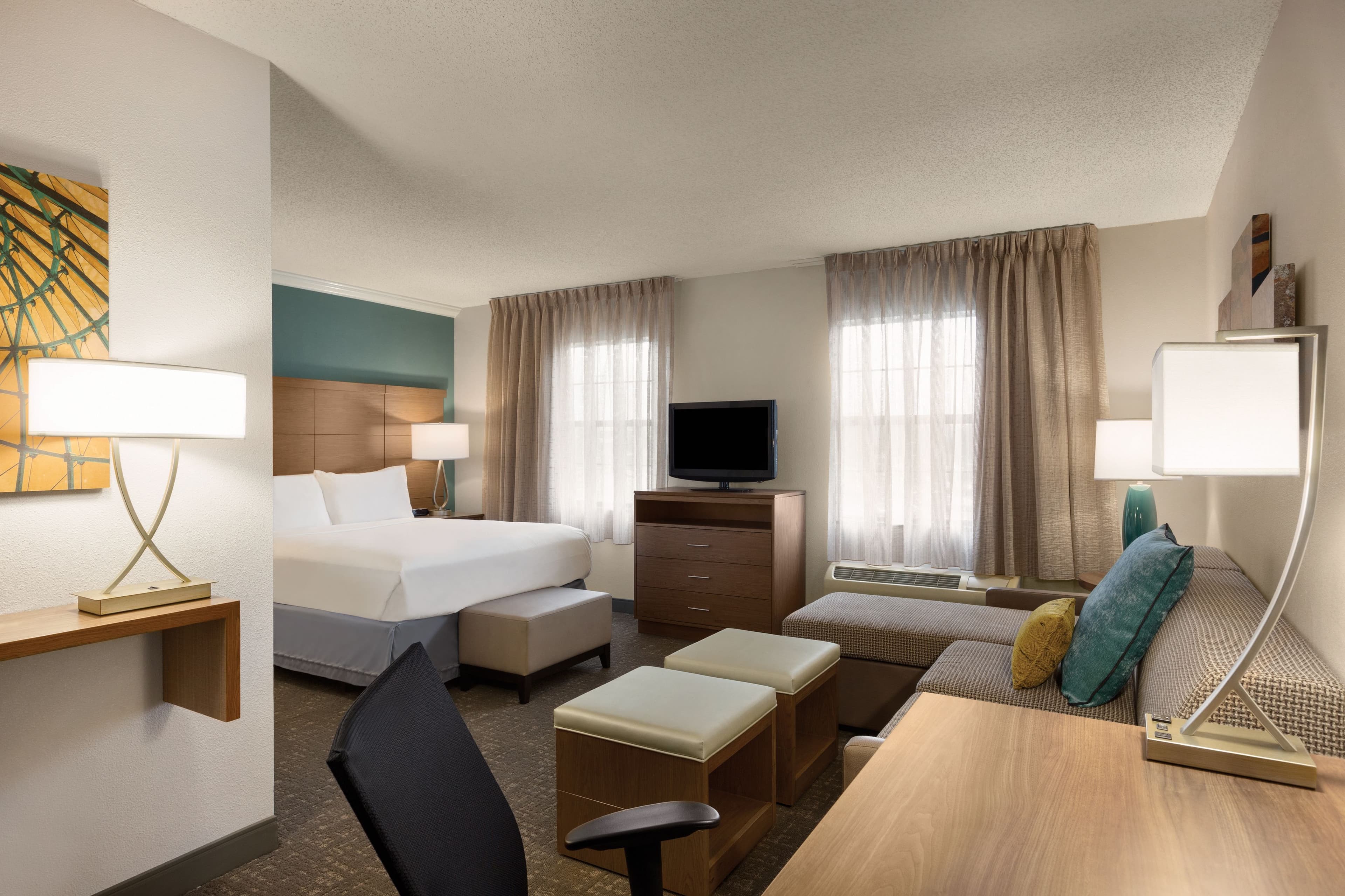 Staybridge Suites Tampa East- Brandon — 11