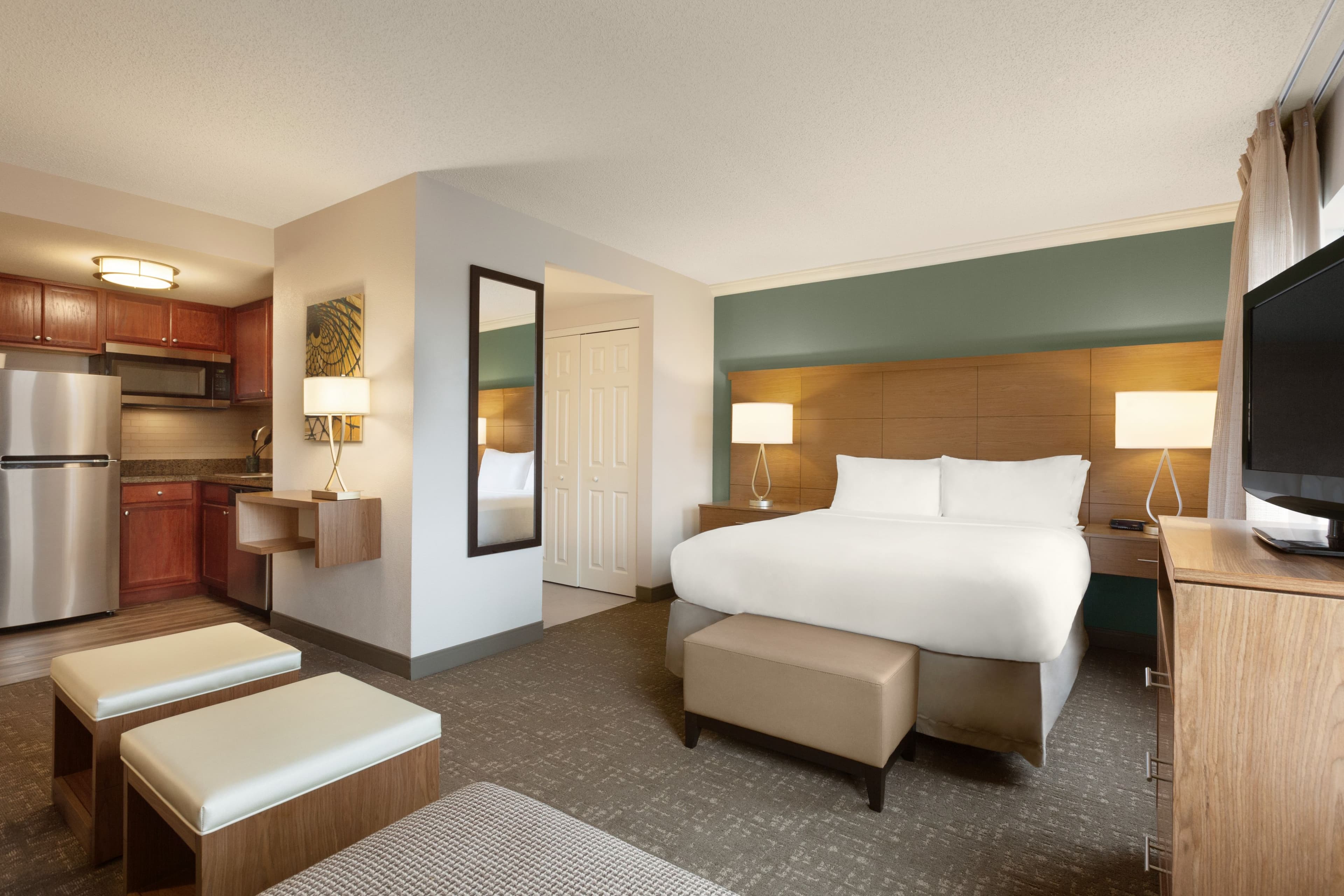 Staybridge Suites Tampa East- Brandon — 13