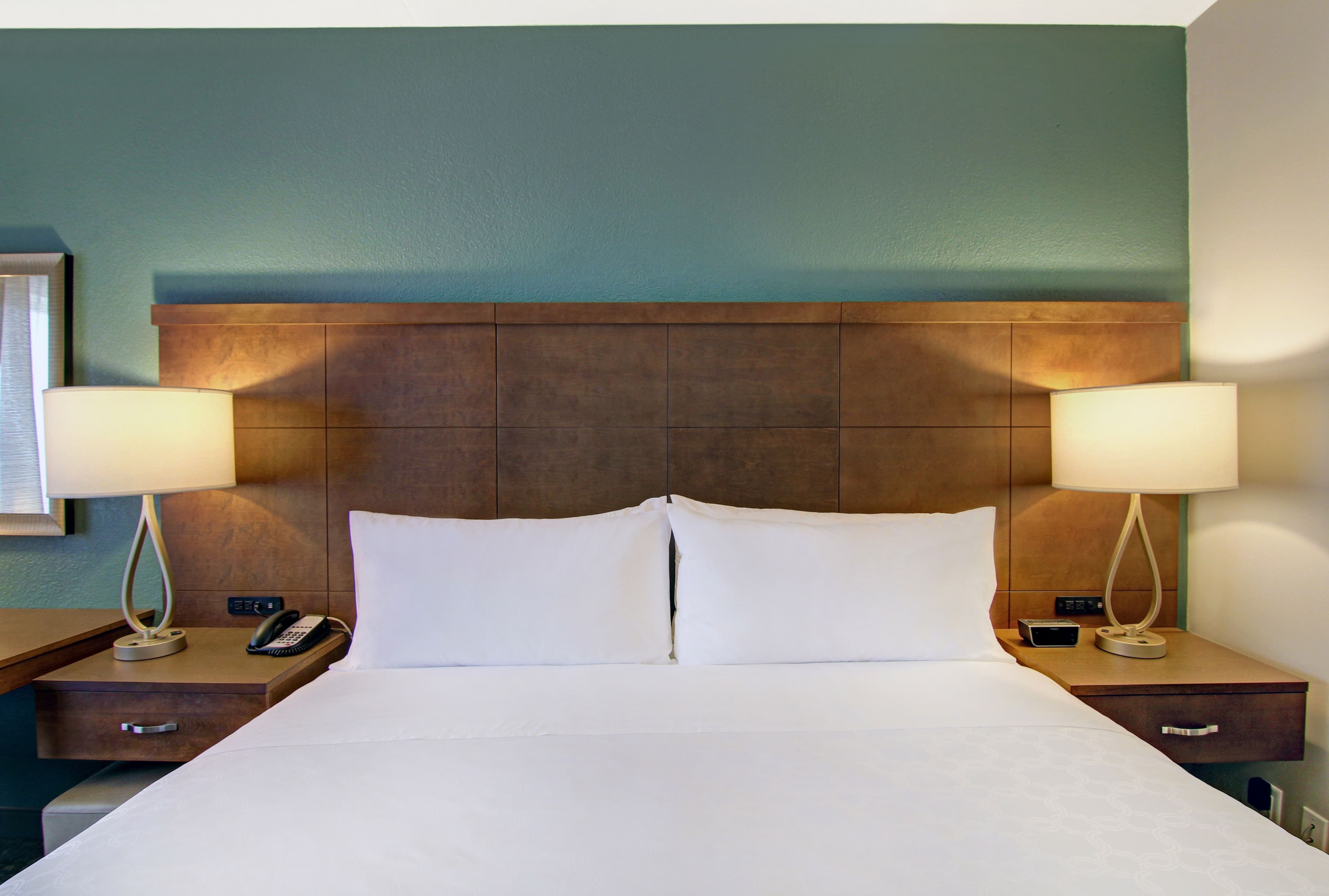 Staybridge Suites Toronto - Vaughan South — 7