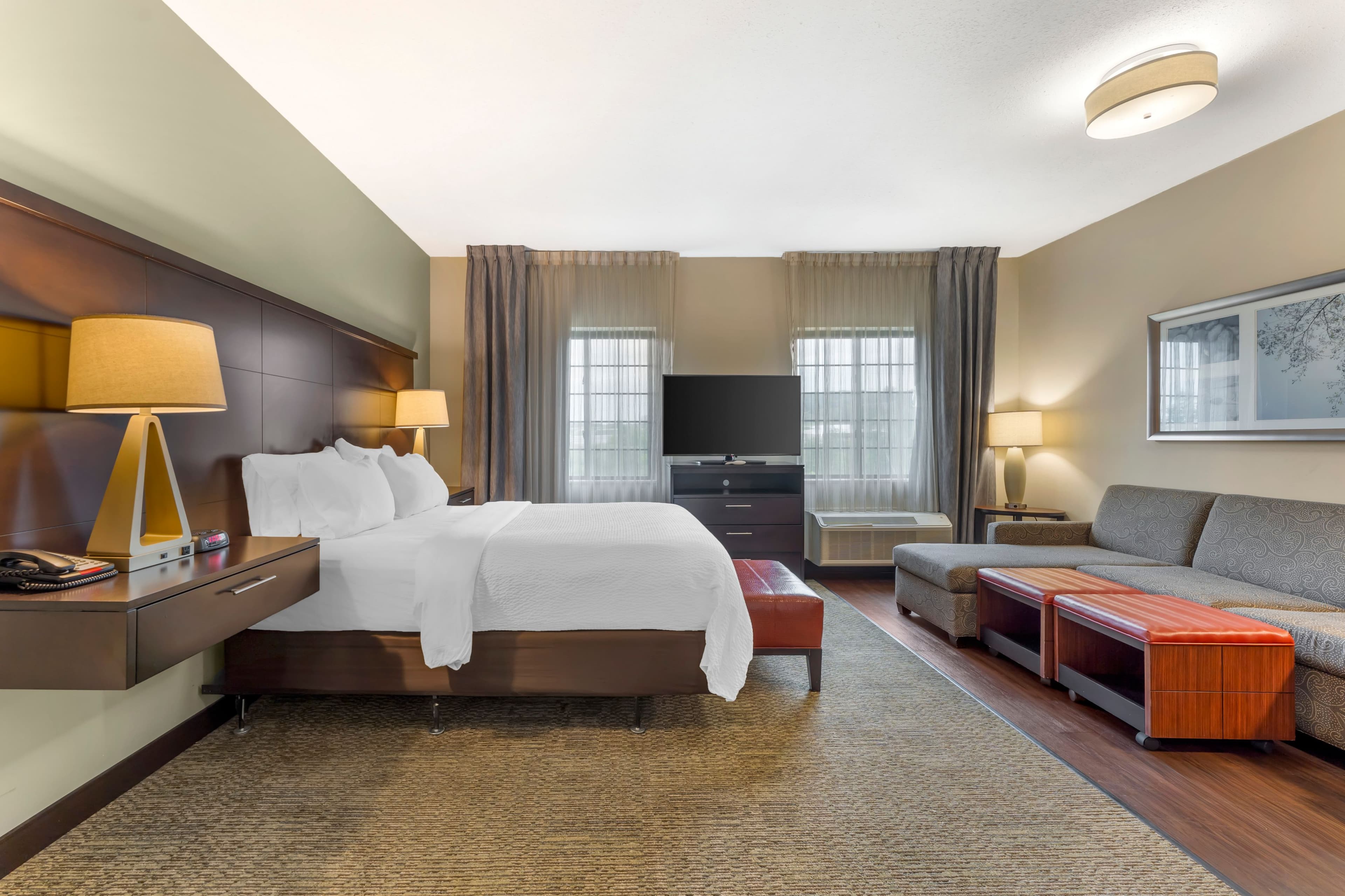 Staybridge Suites Pittsburgh-Cranberry Township — 6