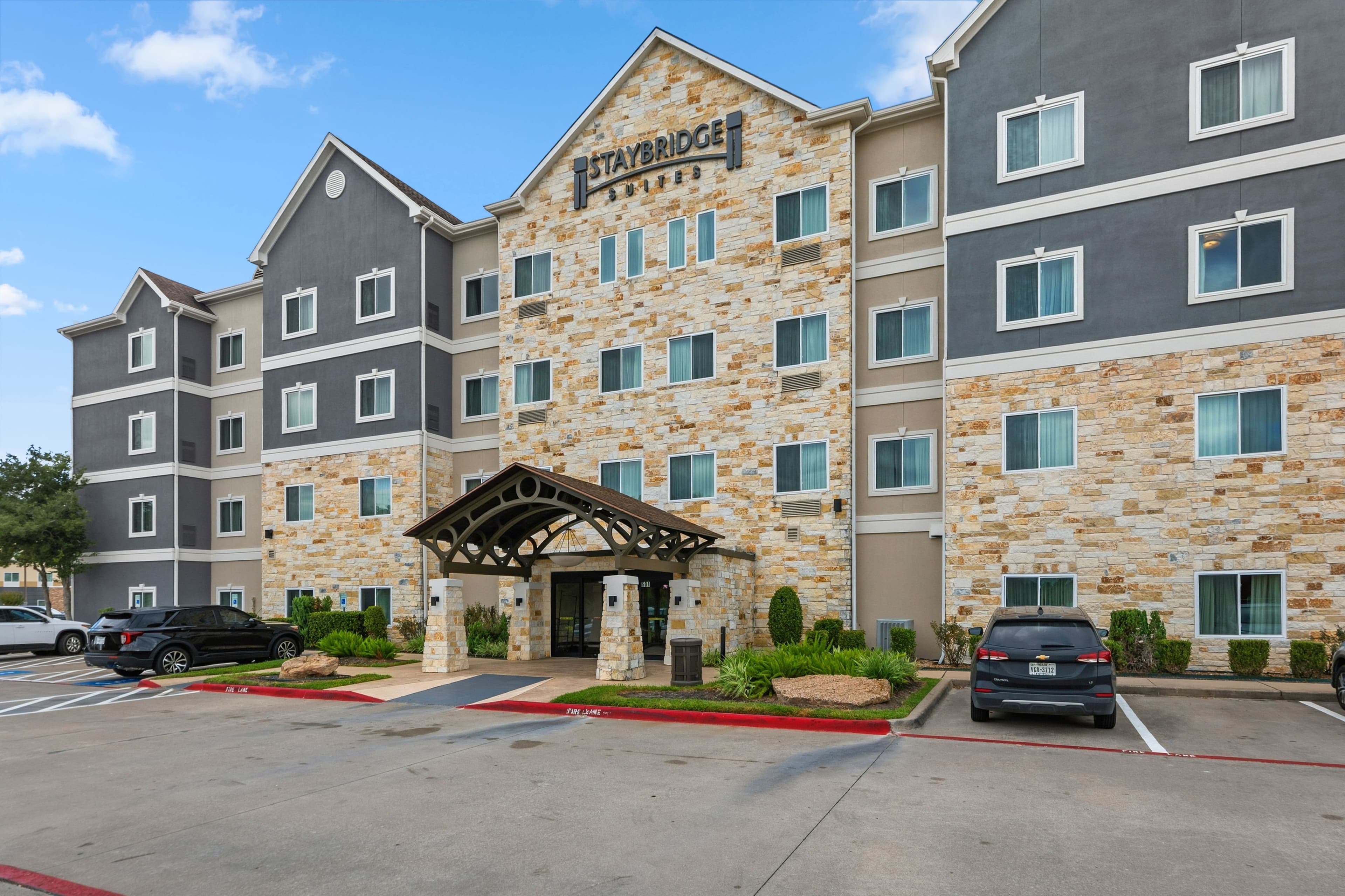 Staybridge Suites Houston-NASA/Clear Lake - Image 1