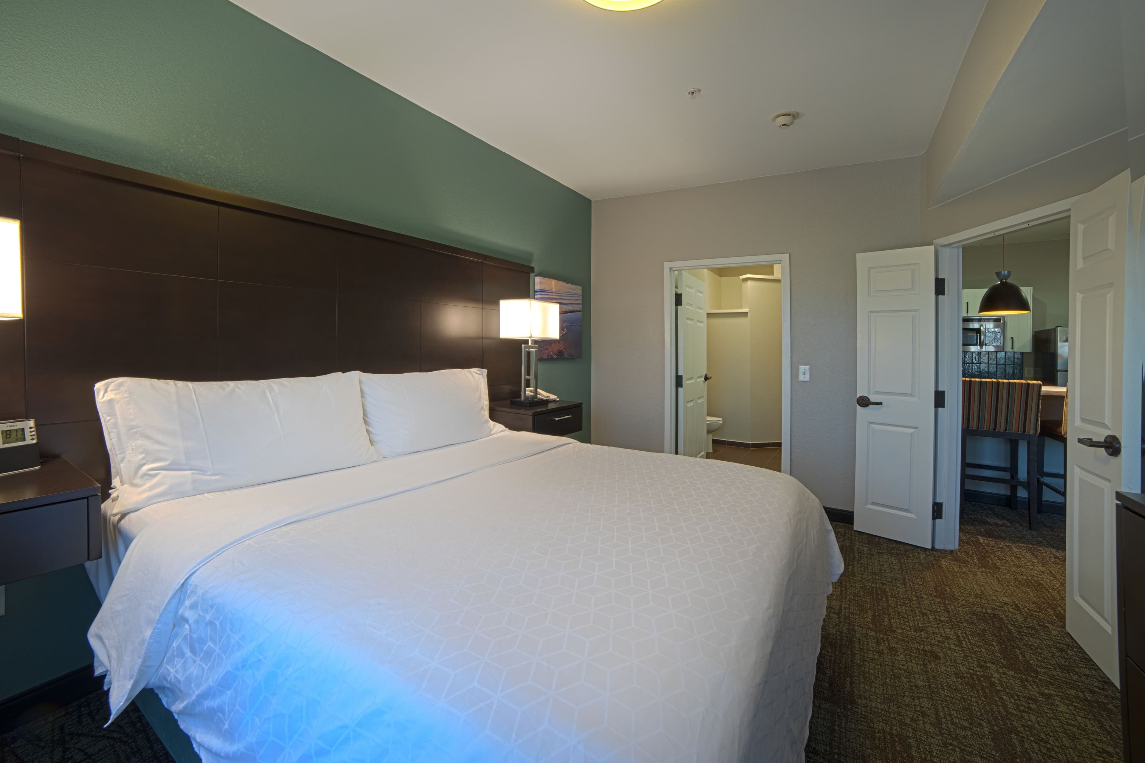 Staybridge Suites Houston-NASA/Clear Lake — 10