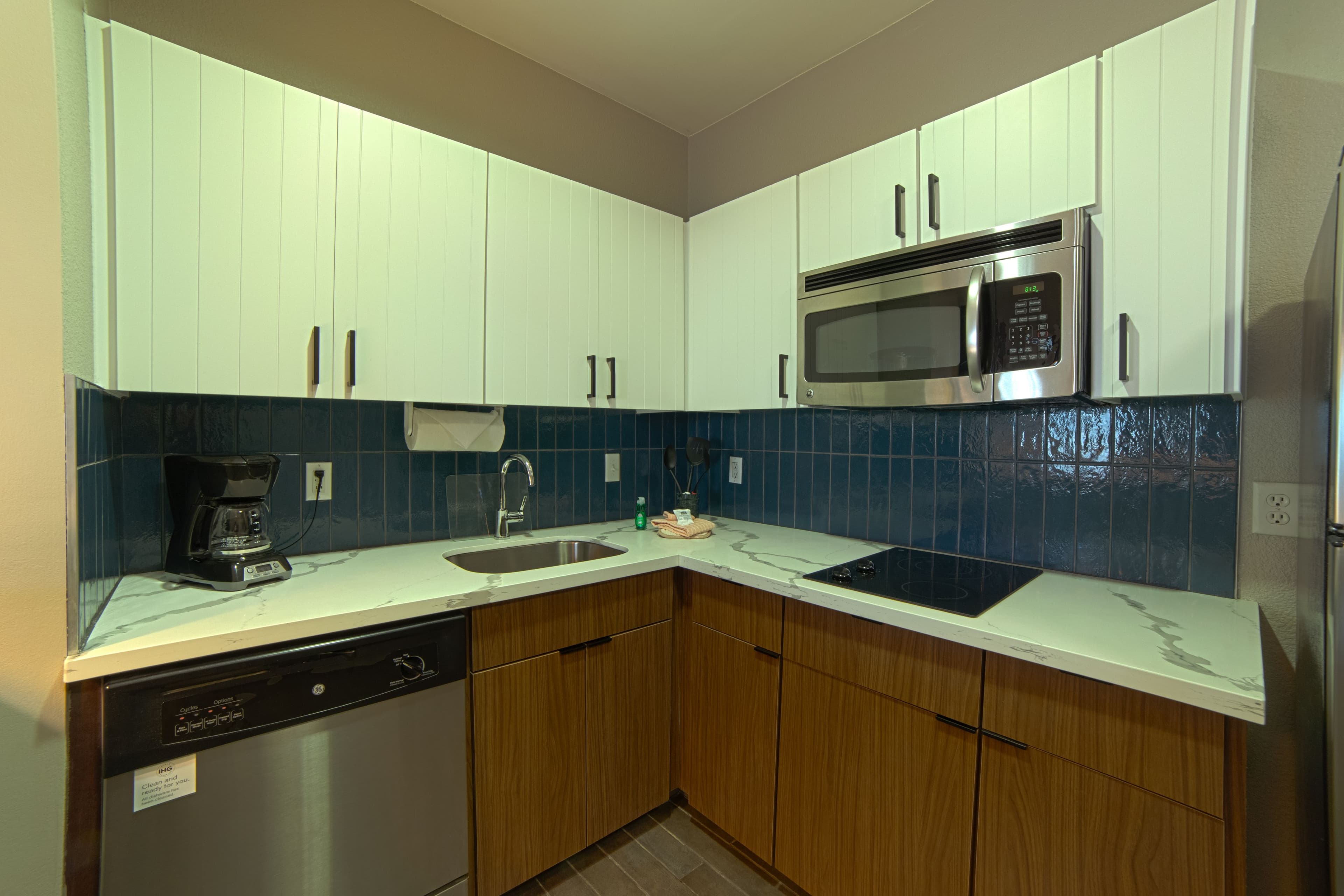 Staybridge Suites Houston-NASA/Clear Lake - Image 4