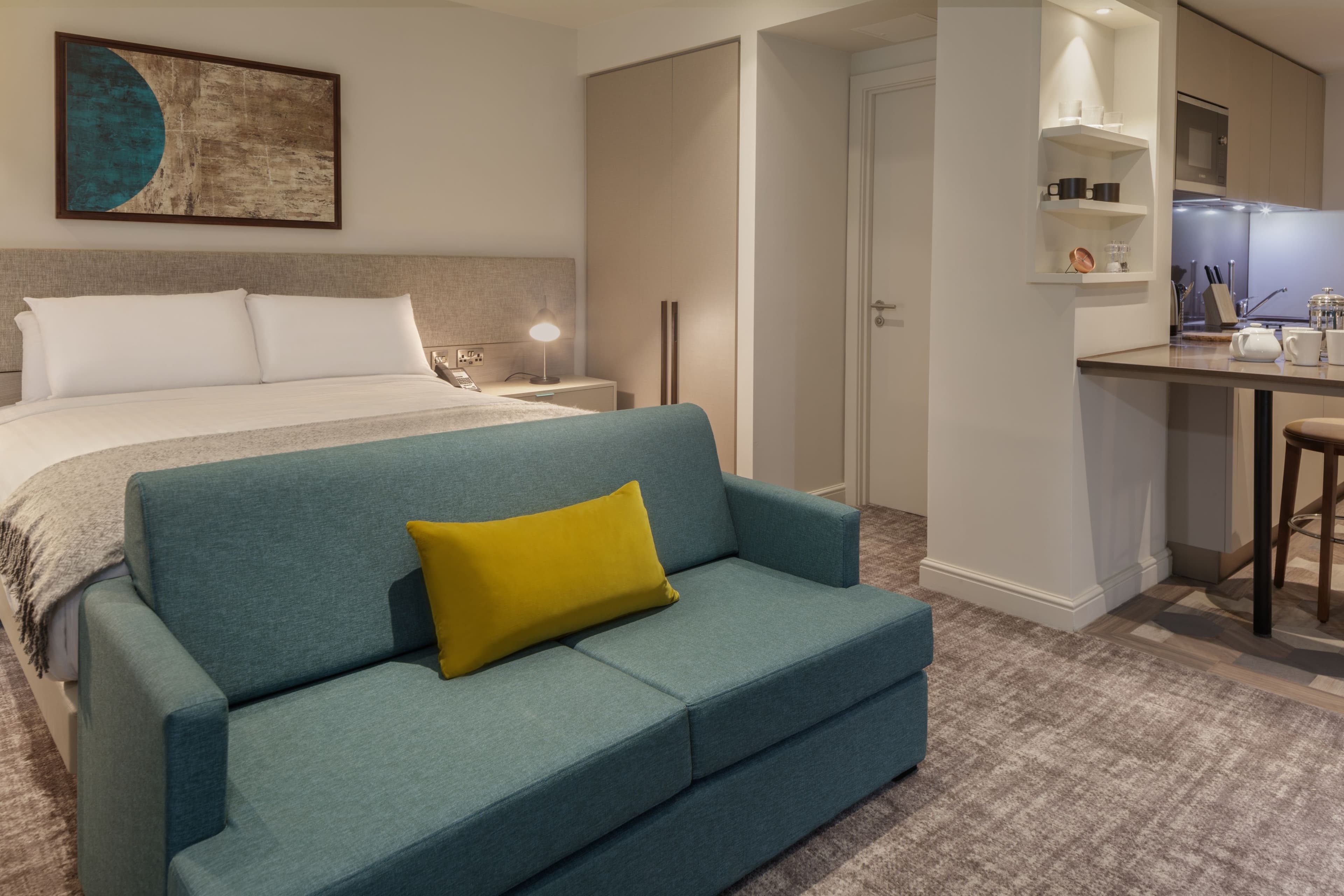 Staybridge Suites London - Heathrow Bath Road - Image 3