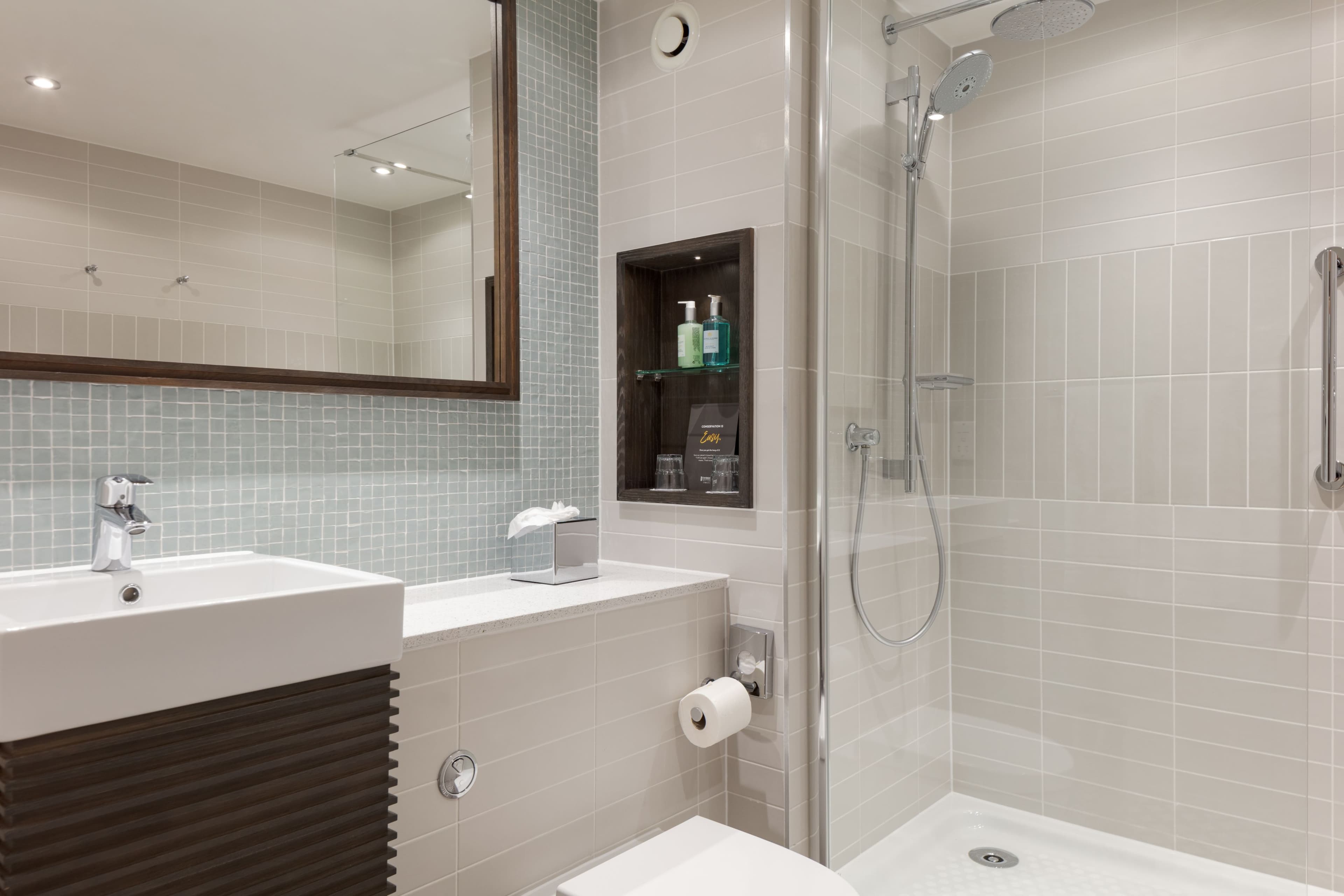 Staybridge Suites London - Heathrow Bath Road — 14