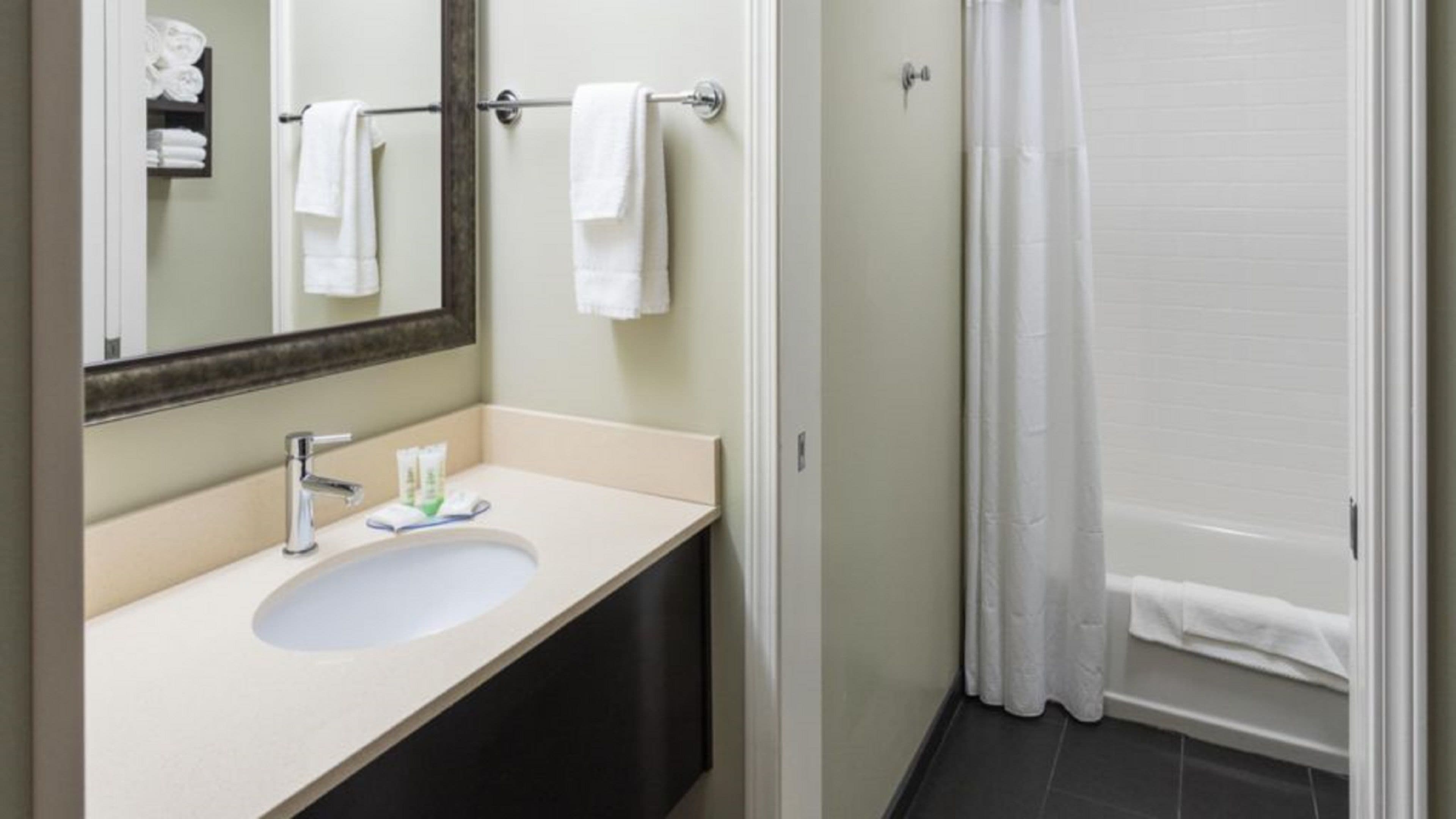 Staybridge Suites Wichita Falls — 6
