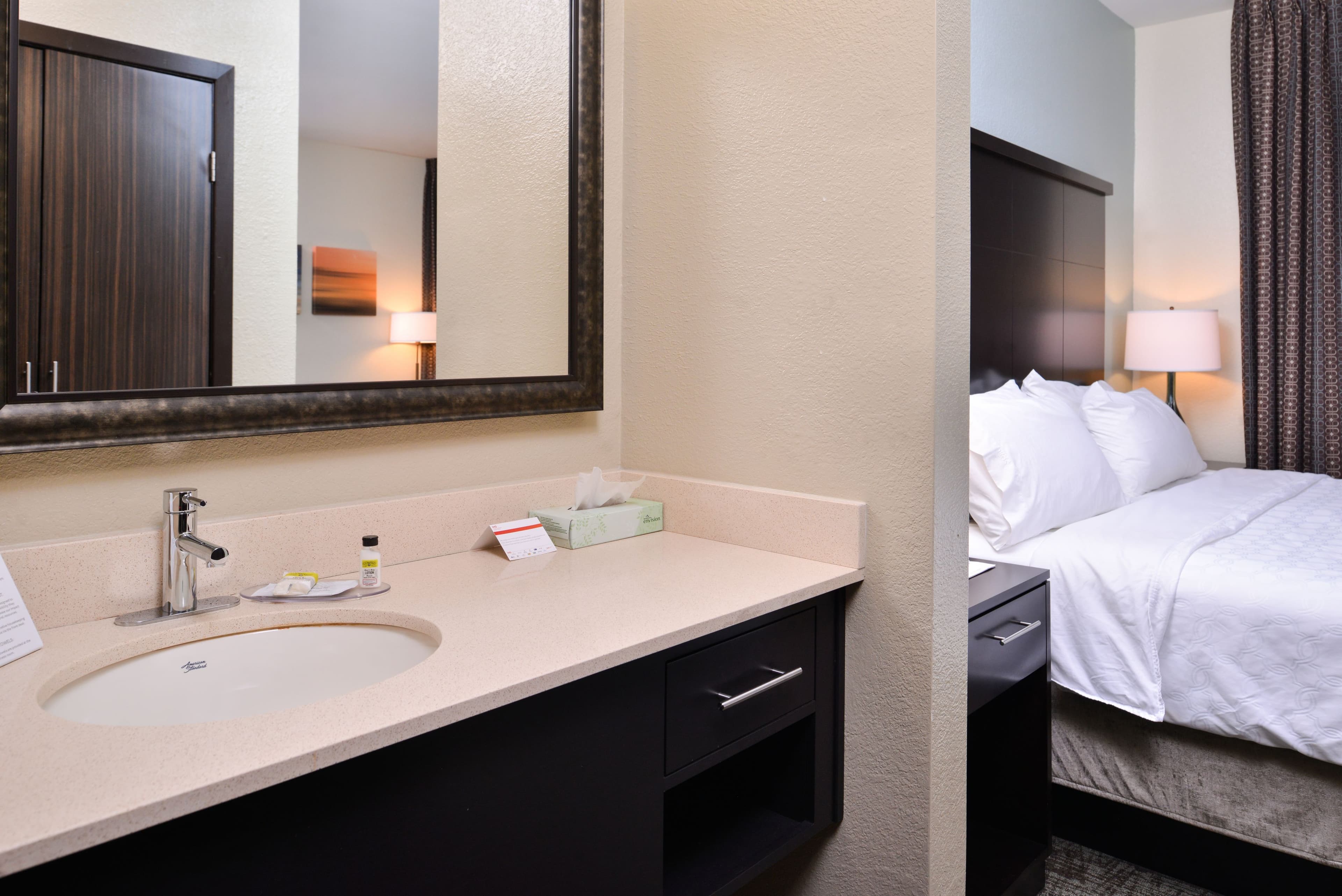 Staybridge Suites Wichita Falls — 9