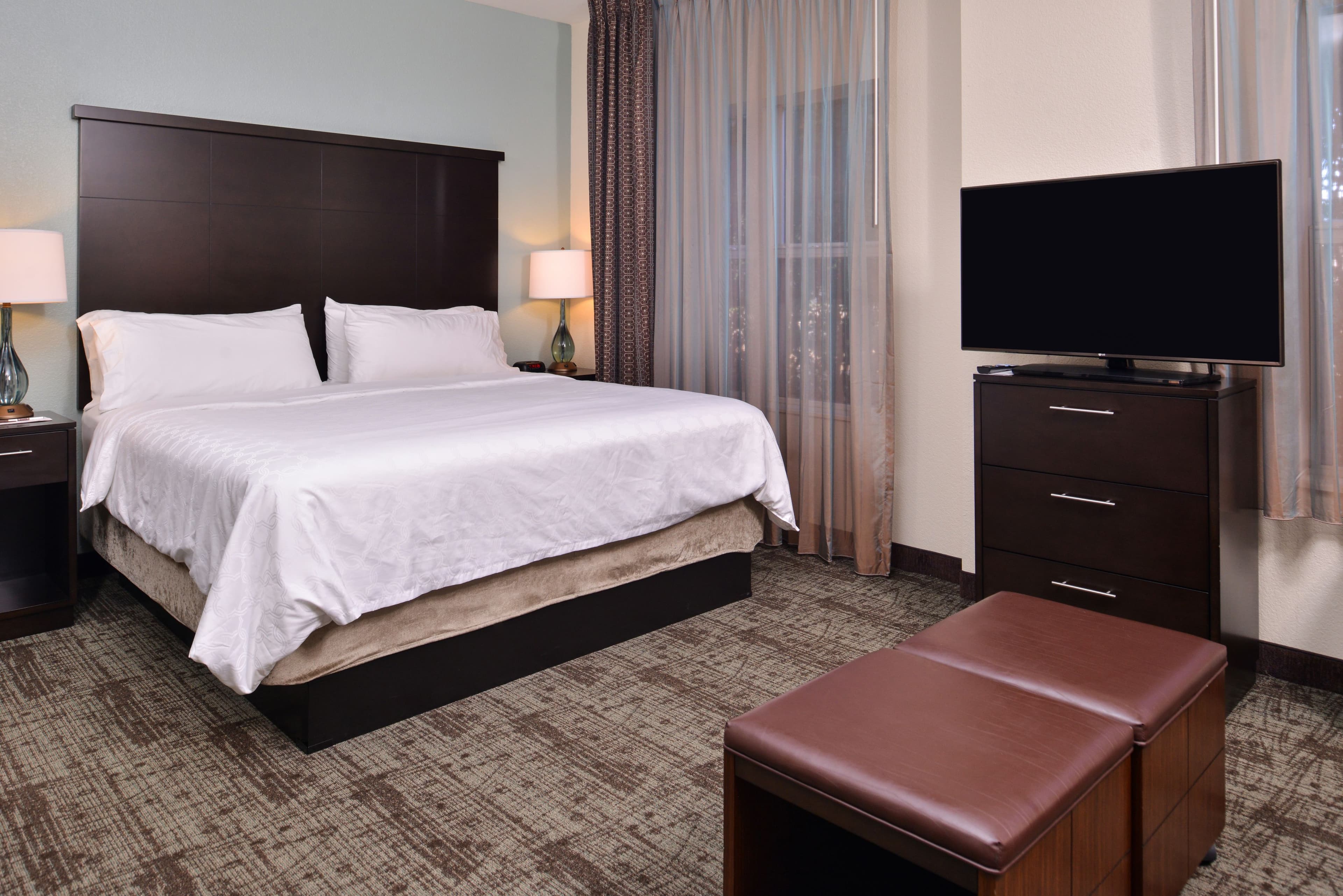 Staybridge Suites Wichita Falls — 10