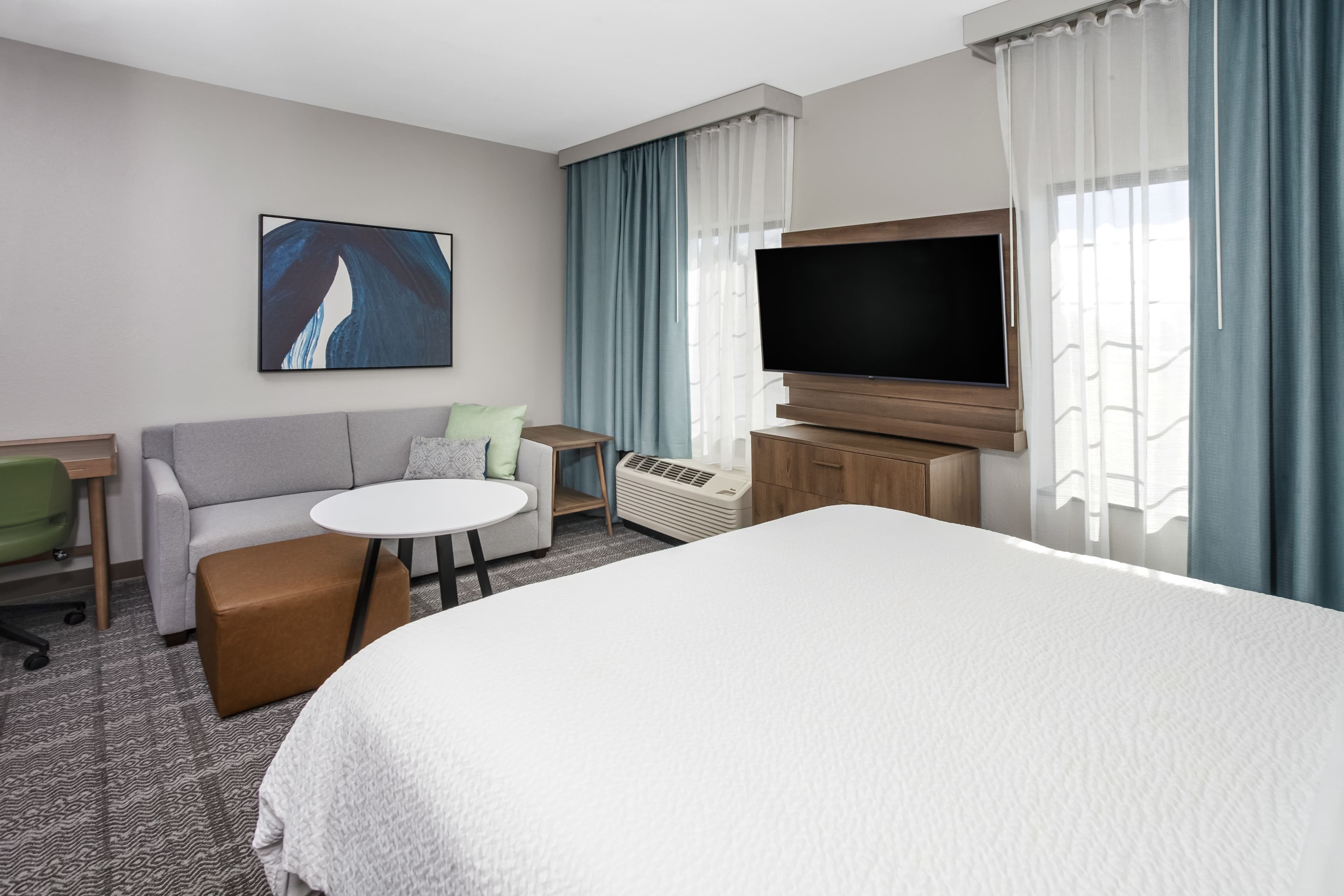Staybridge Suites Williamsville - Buffalo - Image 4