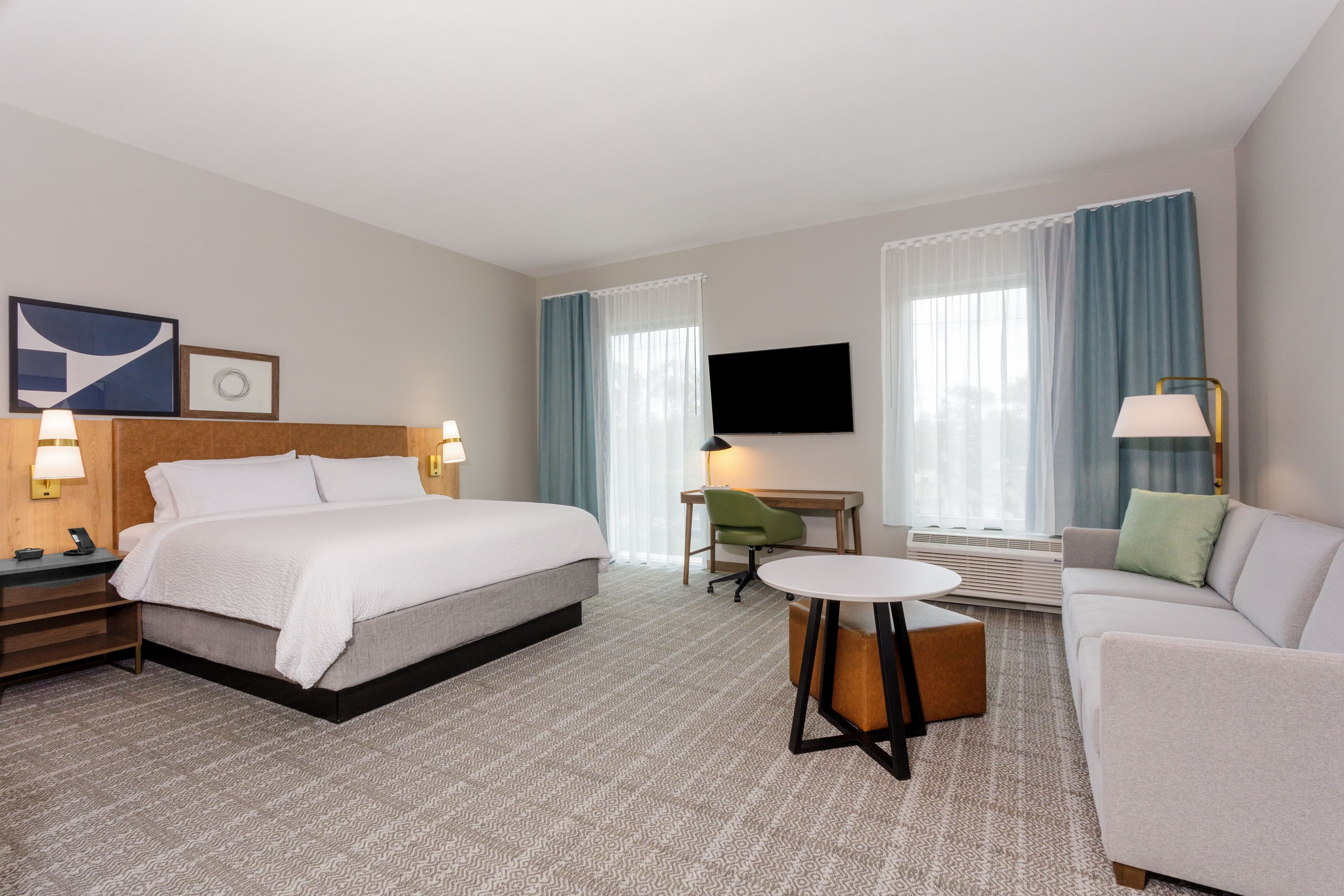 Staybridge Suites Winter Haven - Auburndale - Image 3