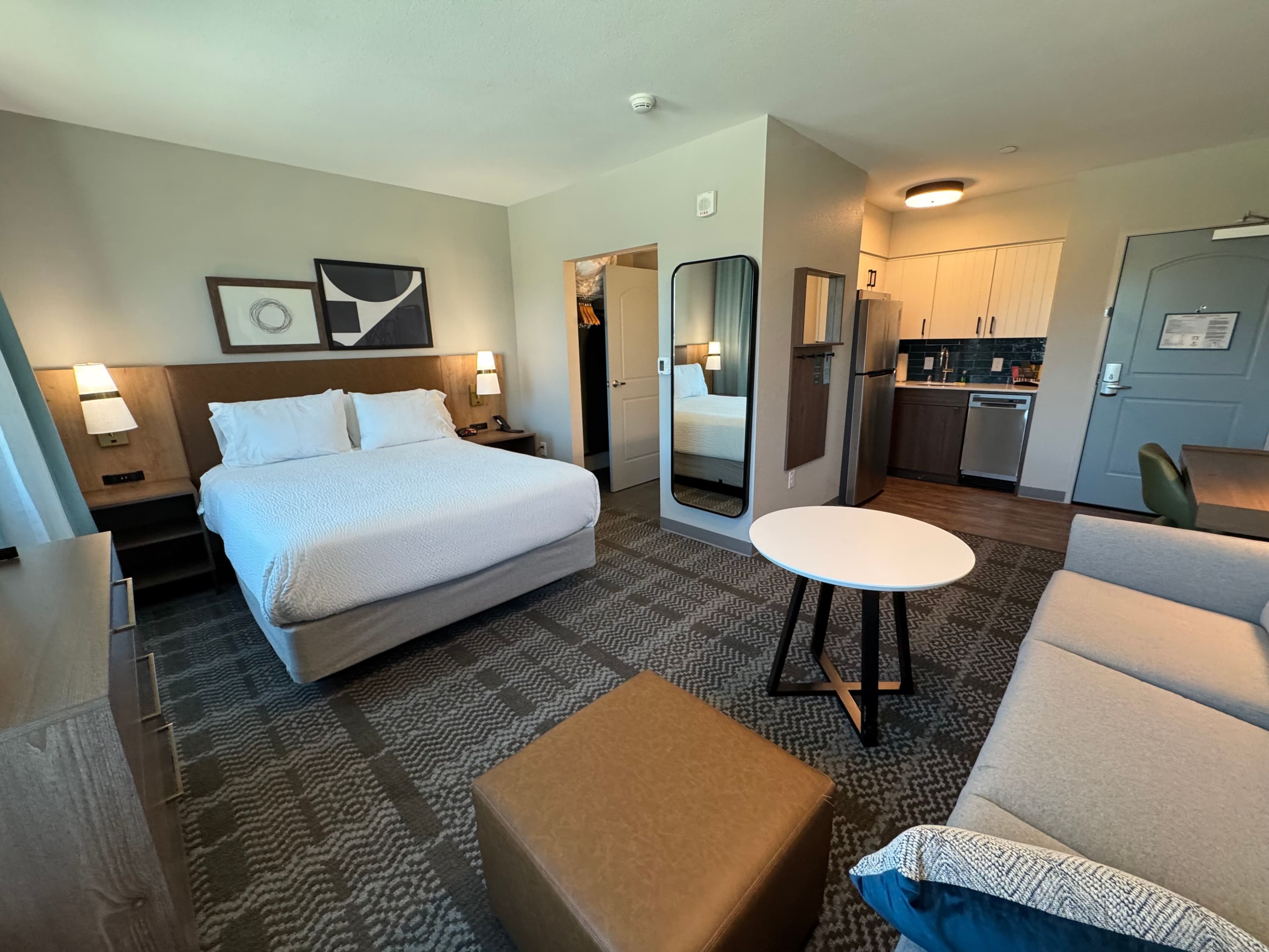 Staybridge Suites Sacramento - Woodland — 94