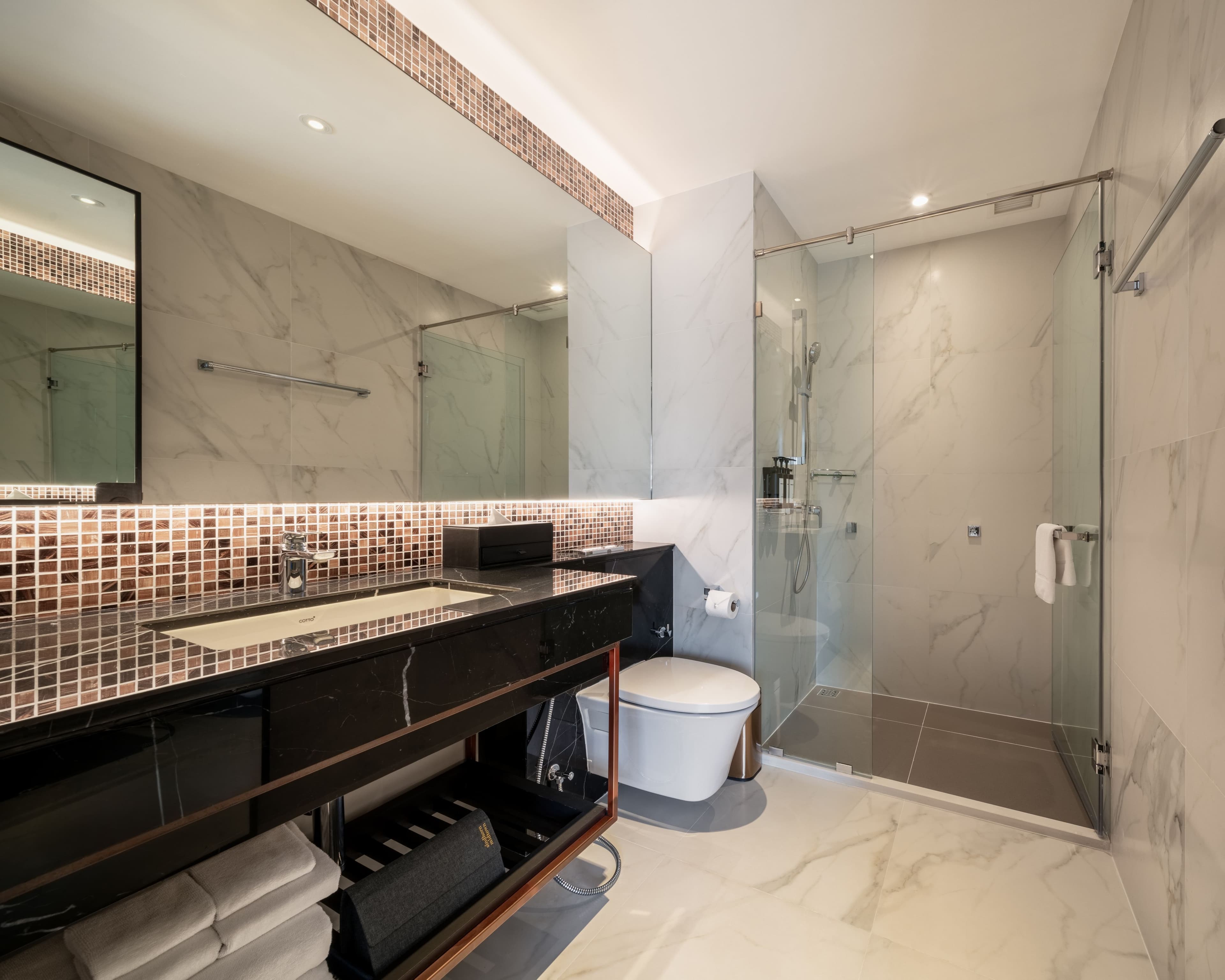 Vignette Collection Sindhorn Midtown Hotel Bangkok — 8