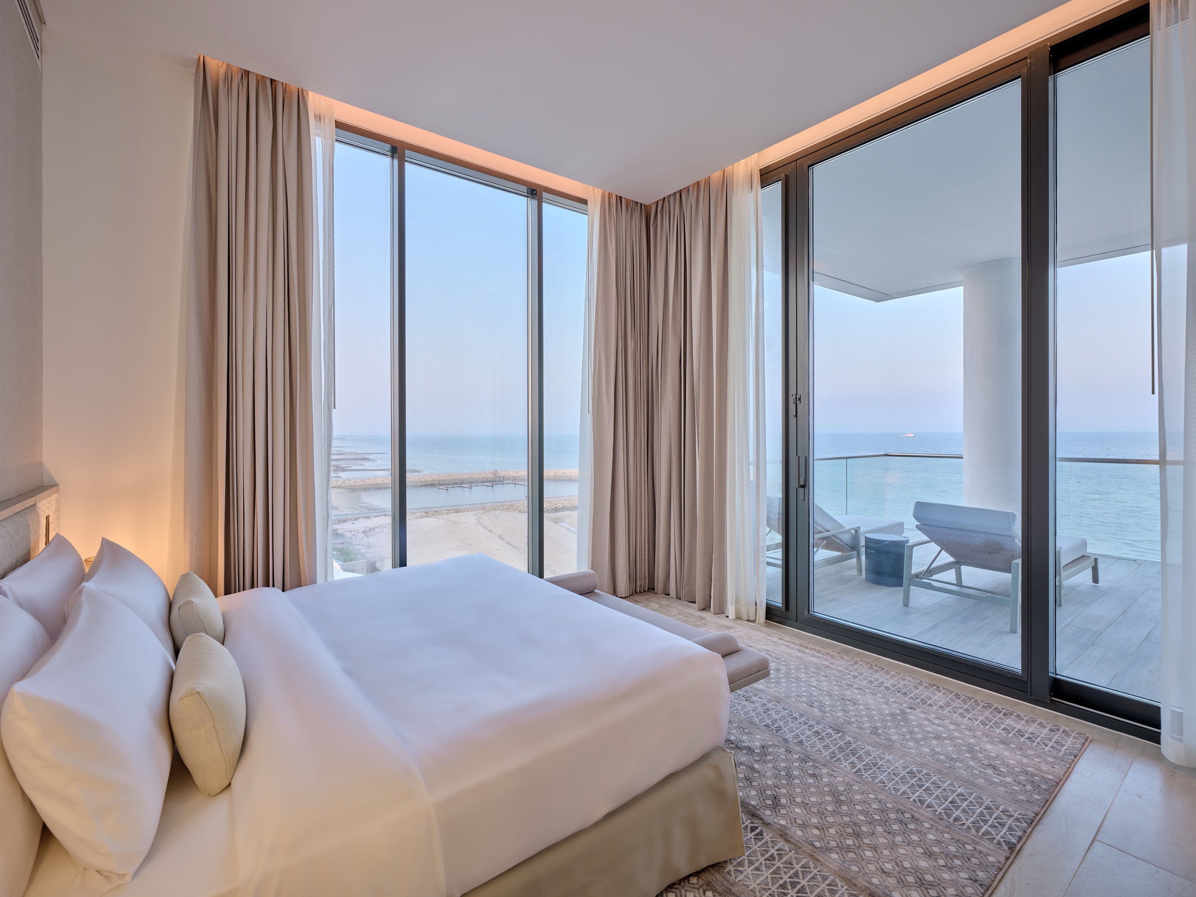 Vignette Collection Arabella Beach Hotel Kuwait — 22