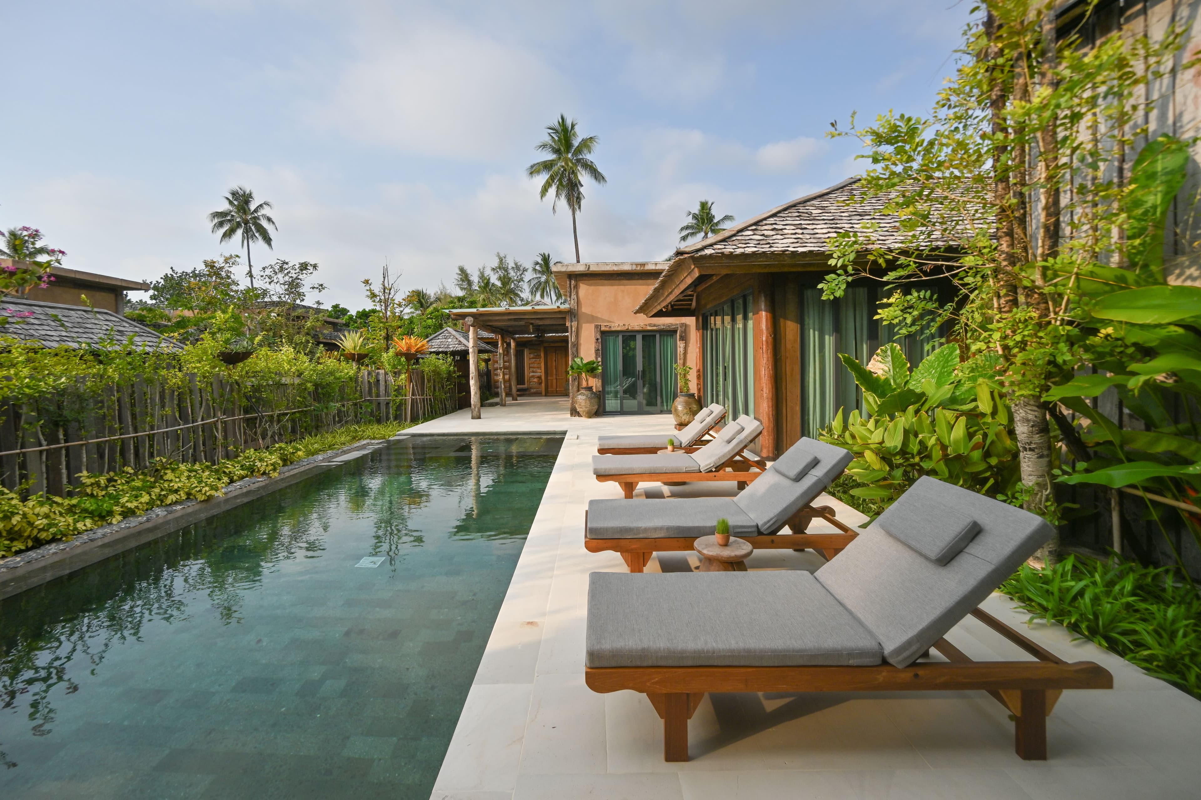 Vignette Collection Dinso Resort & Villas Ko Chang — 90