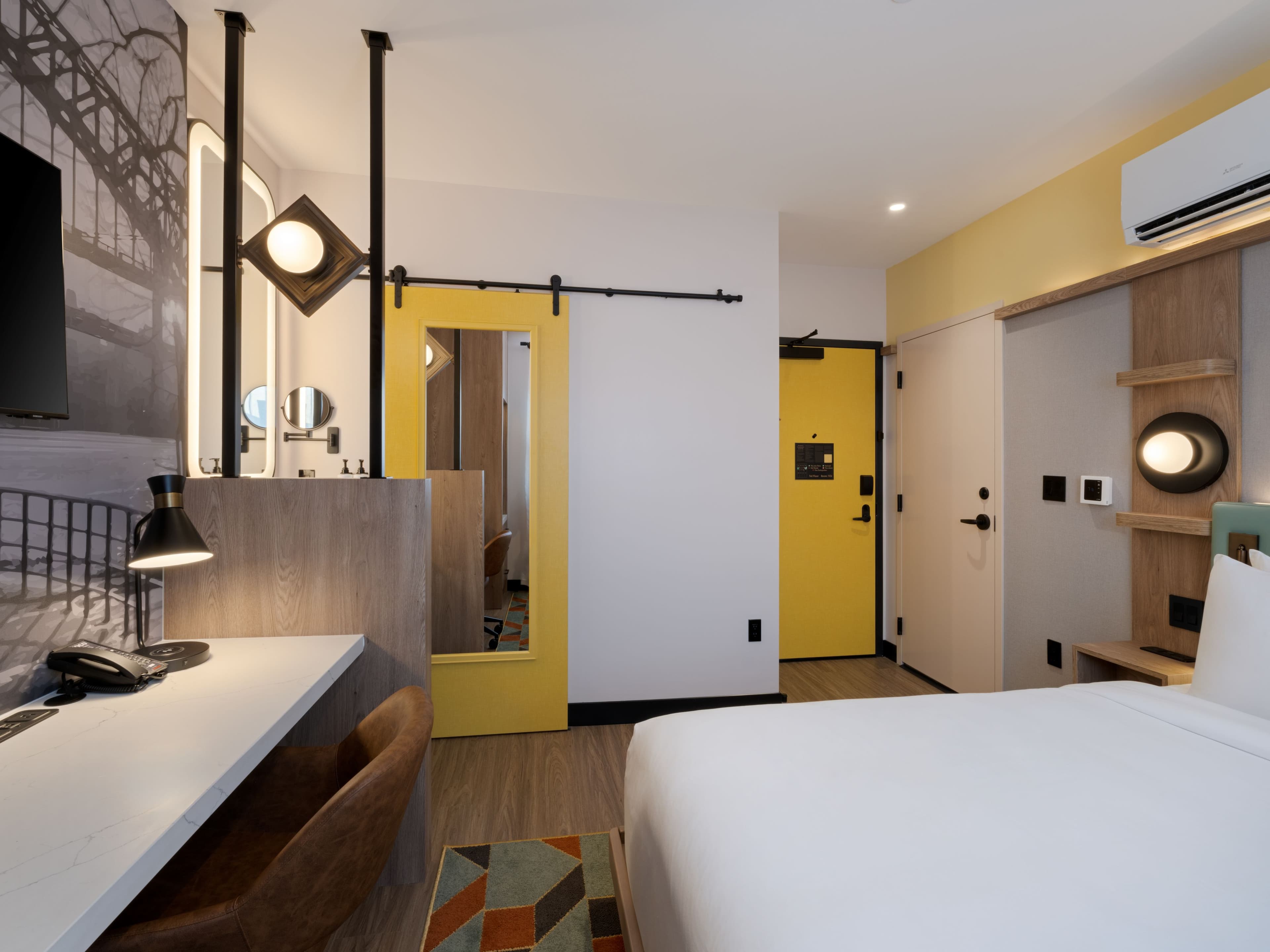 voco Astoria - Image 2