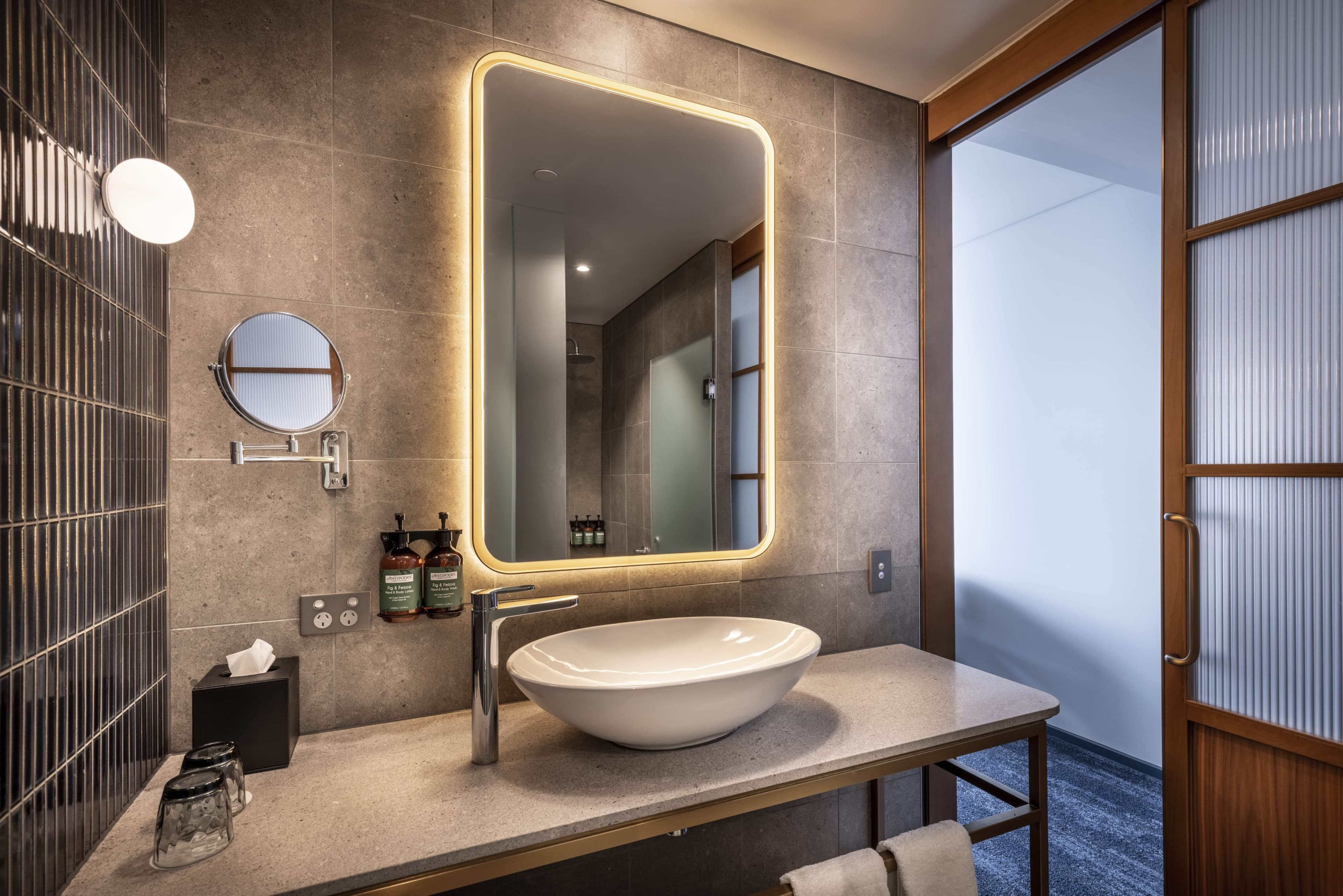 Standard Room - Image 9