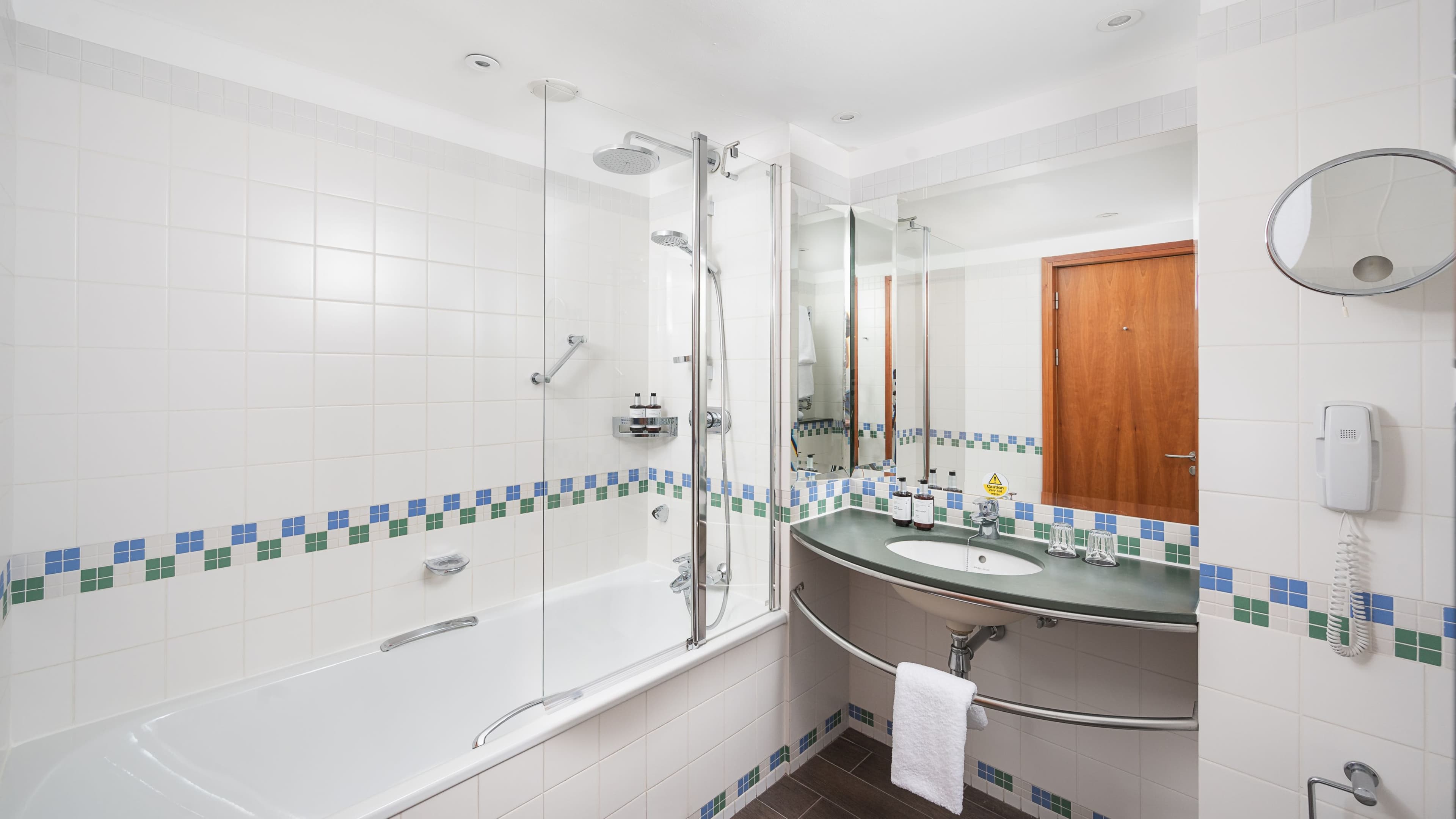 Standard Room - Image 10